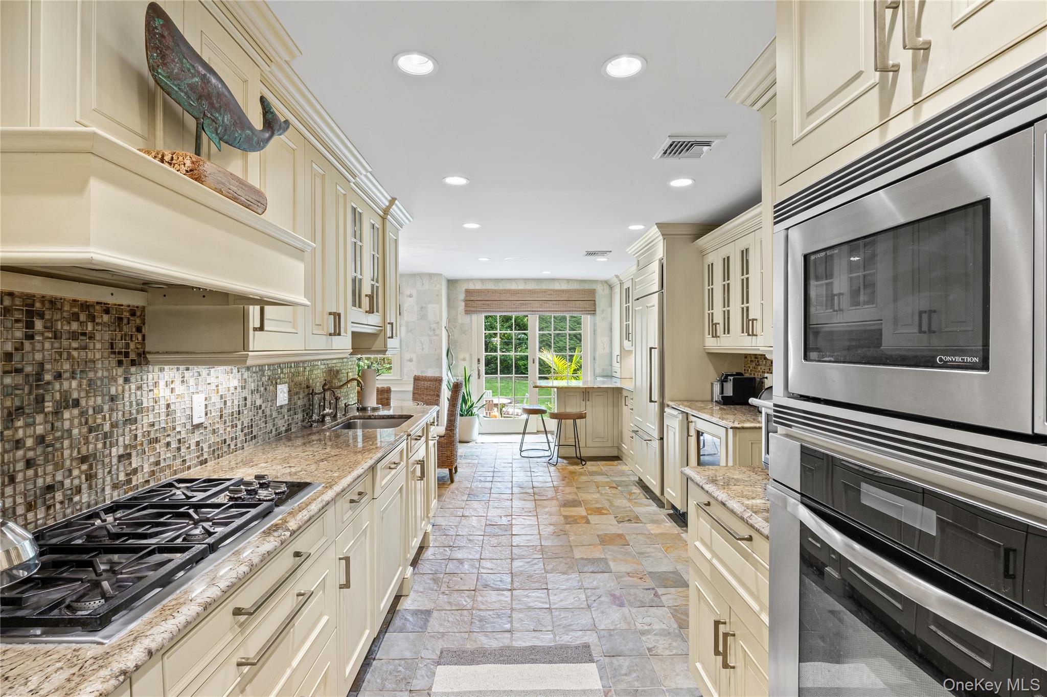 336 Bay Avenue, Huntington Bay, NY 11743