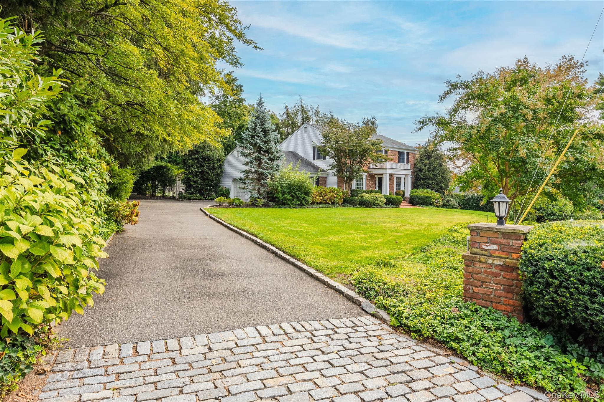 336 Bay Avenue, Huntington Bay, NY 11743