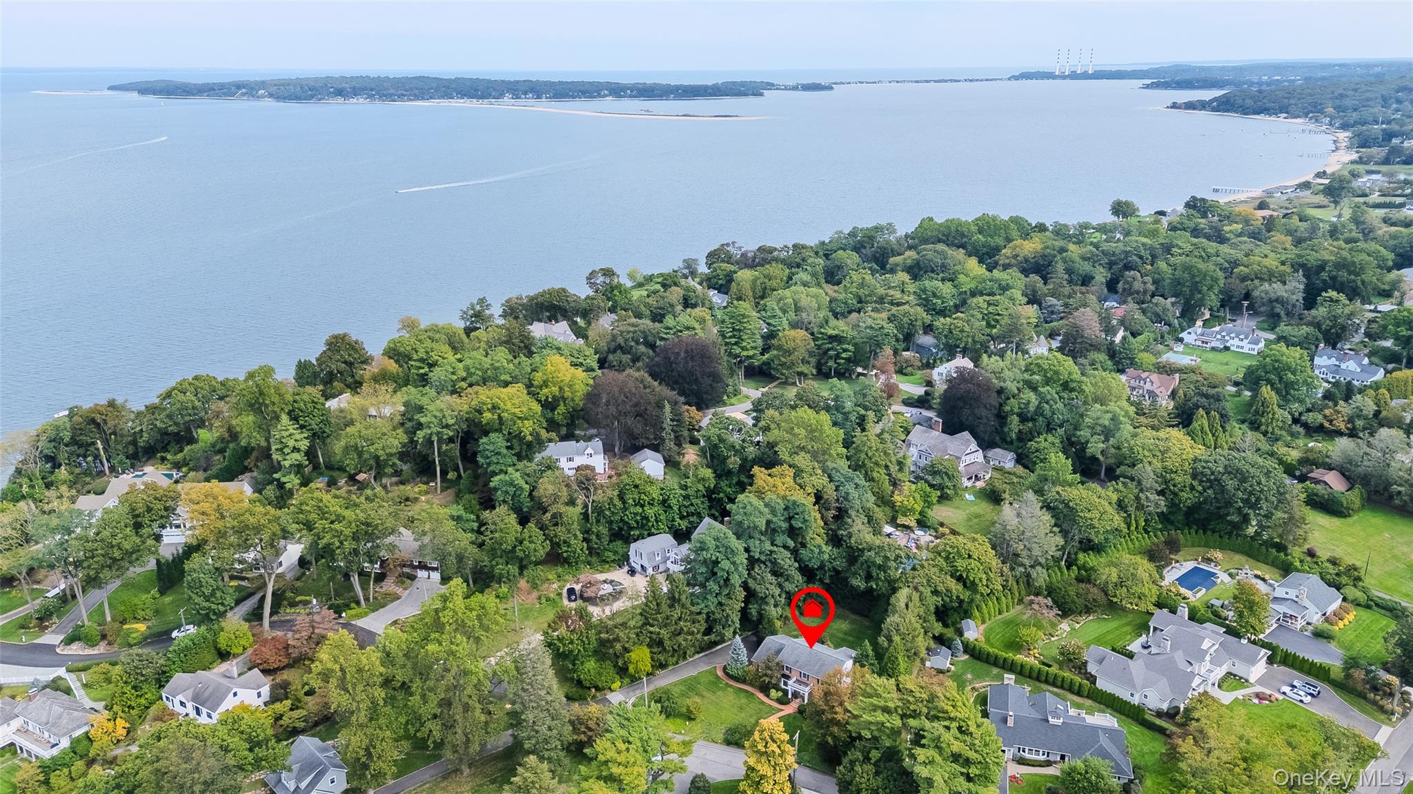 336 Bay Avenue, Huntington Bay, NY 11743