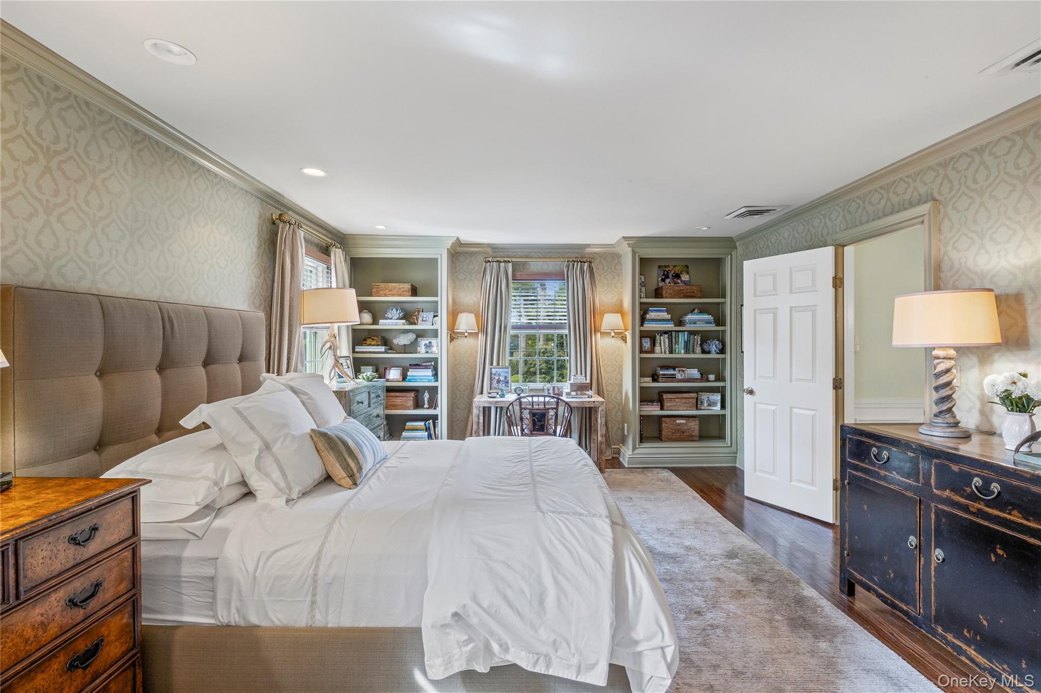 336 Bay Avenue, Huntington Bay, NY 11743