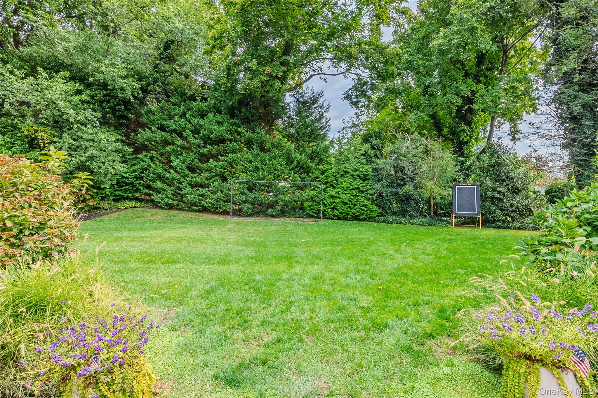 336 Bay Avenue, Huntington Bay, NY 11743