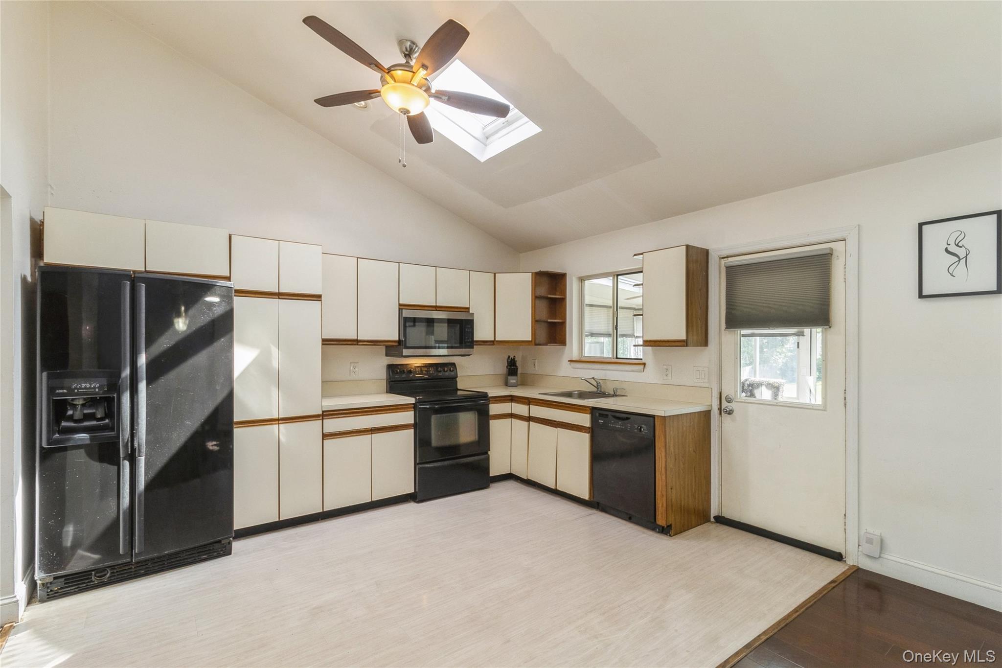 4 Monarch Avenue, Selden, NY 11784