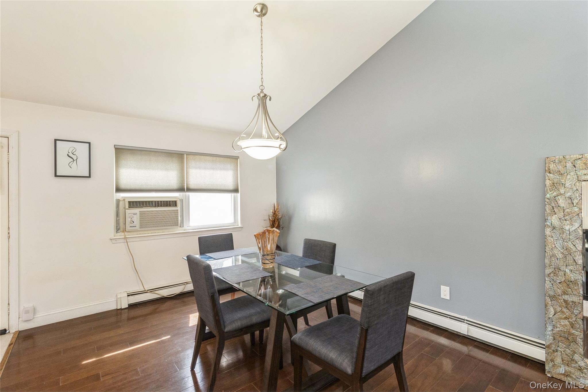 4 Monarch Avenue, Selden, NY 11784