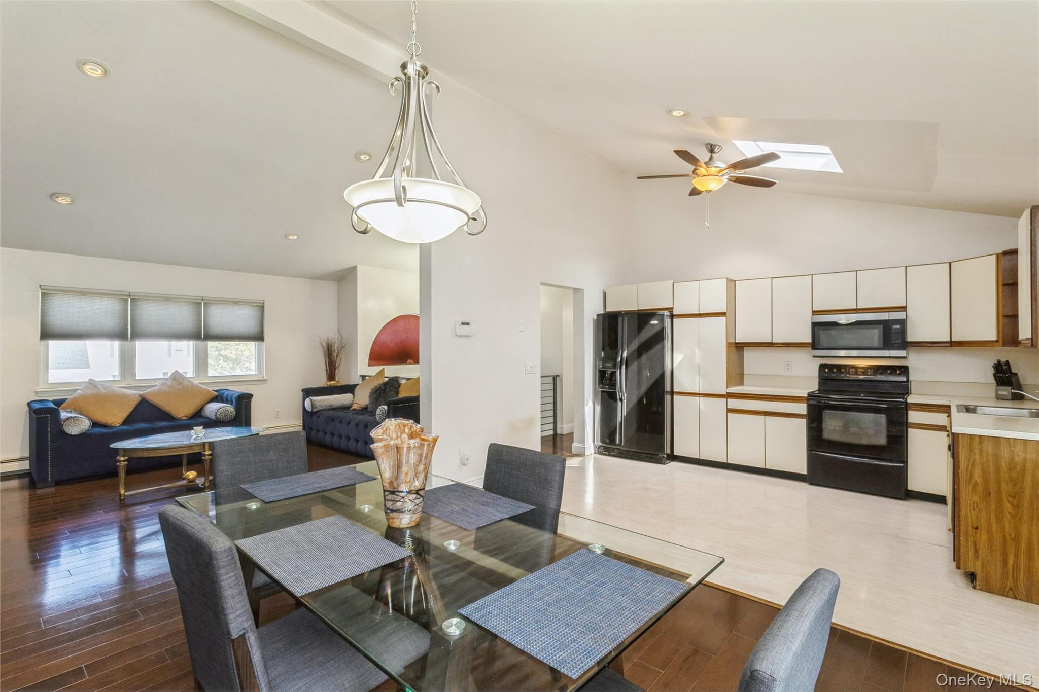 4 Monarch Avenue, Selden, NY 11784