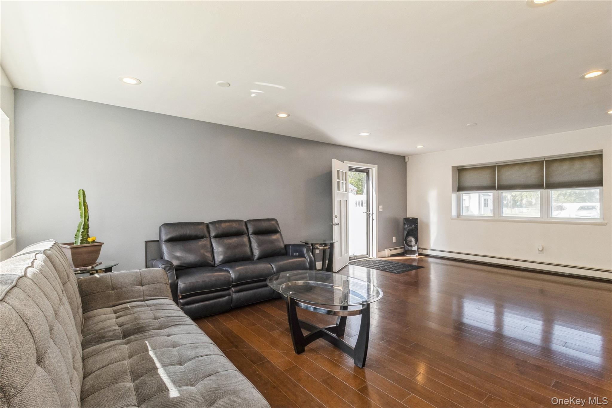 4 Monarch Avenue, Selden, NY 11784