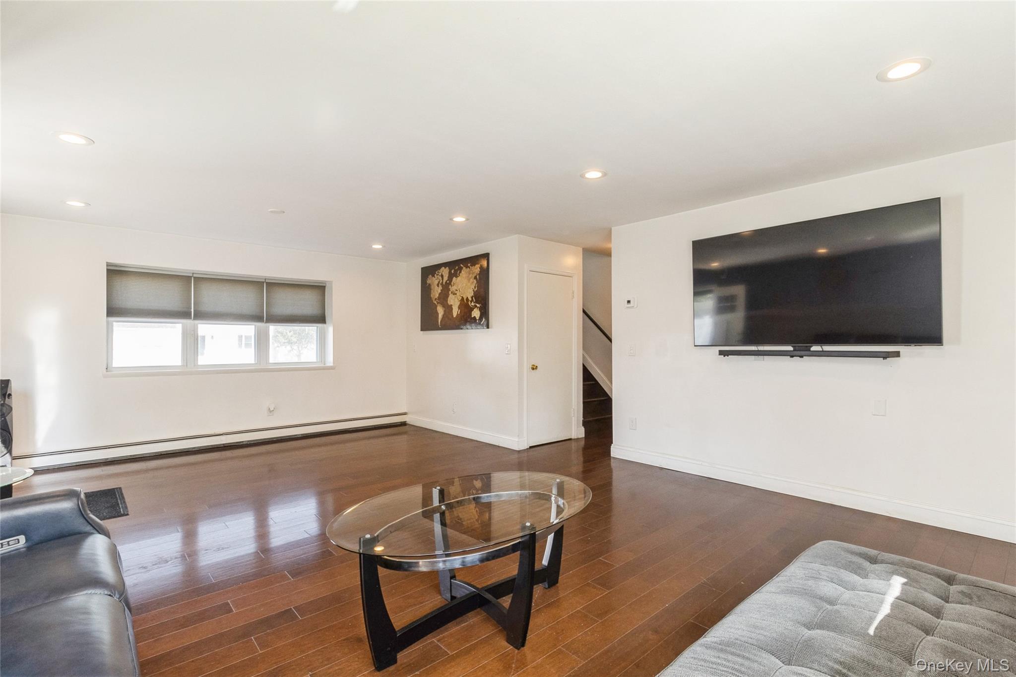 4 Monarch Avenue, Selden, NY 11784