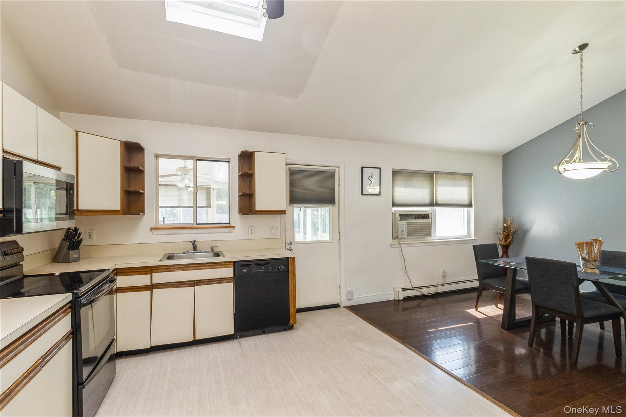 4 Monarch Avenue, Selden, NY 11784