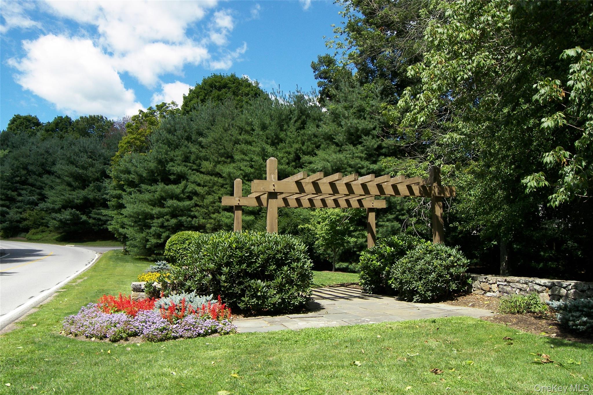 504 Heritage Hills # B, Somers, NY 10589