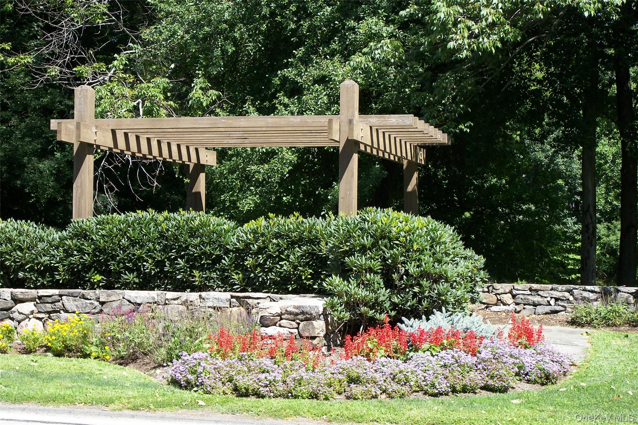 504 Heritage Hills # B, Somers, NY 10589