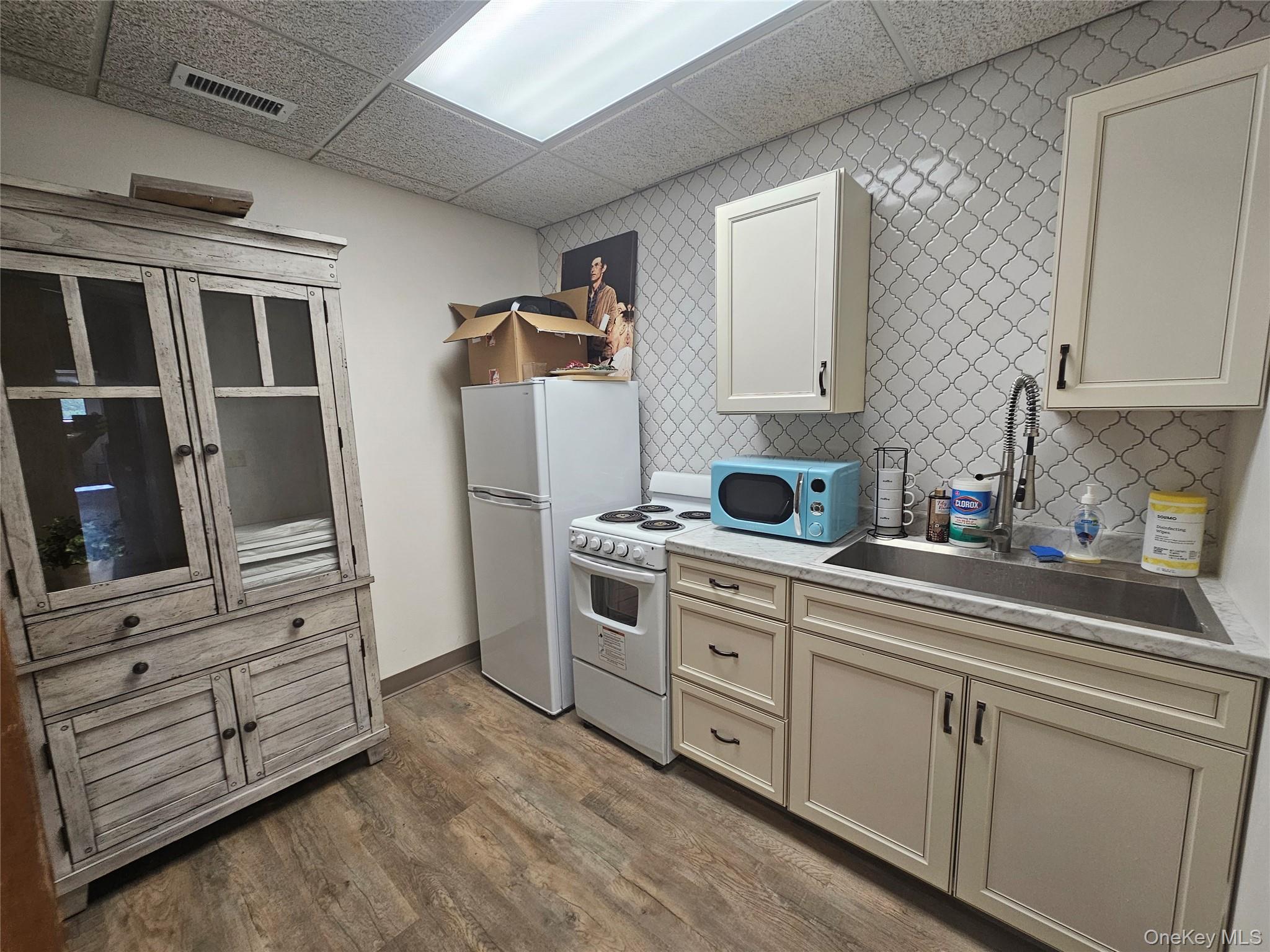 45 Ronald Reagan Boulevard, Warwick, NY 10990