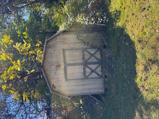 8 Rayland Road, Newburgh, NY 12550