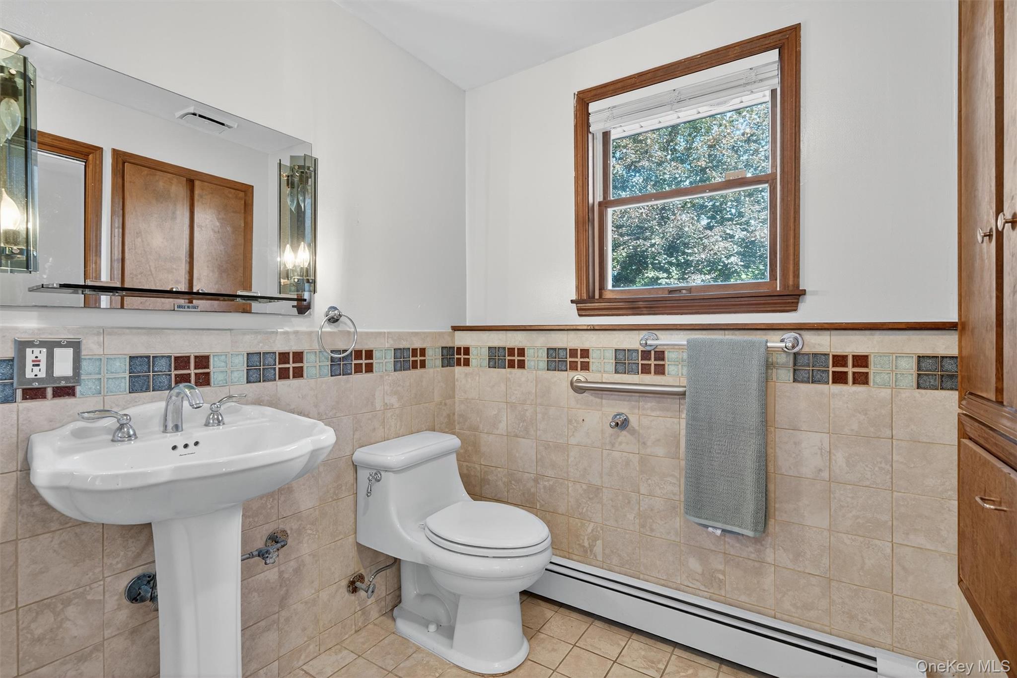 6 Bradner Drive, Warwick, NY 10990