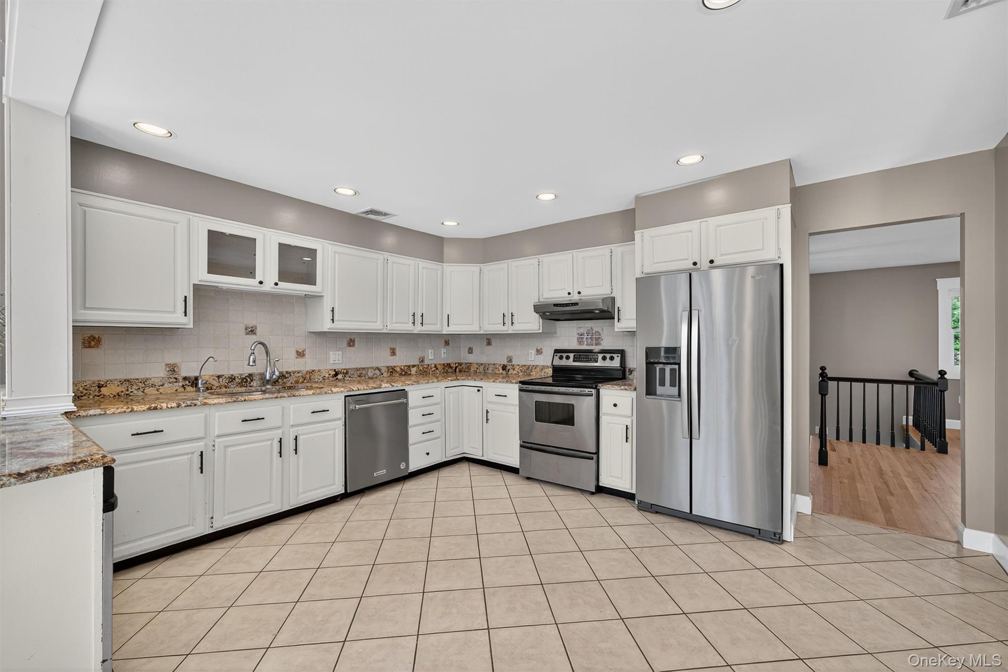 6 Bradner Drive, Warwick, NY 10990