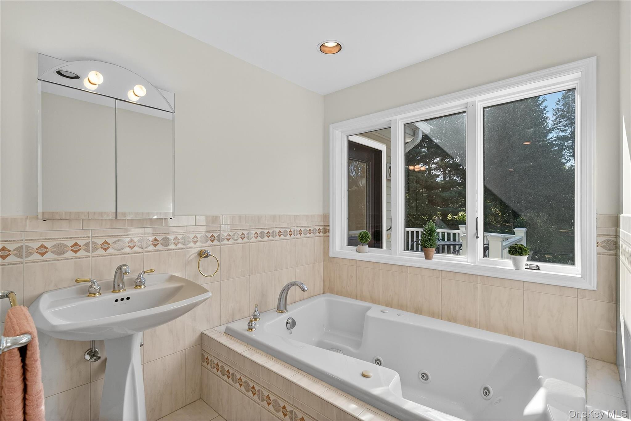 6 Bradner Drive, Warwick, NY 10990