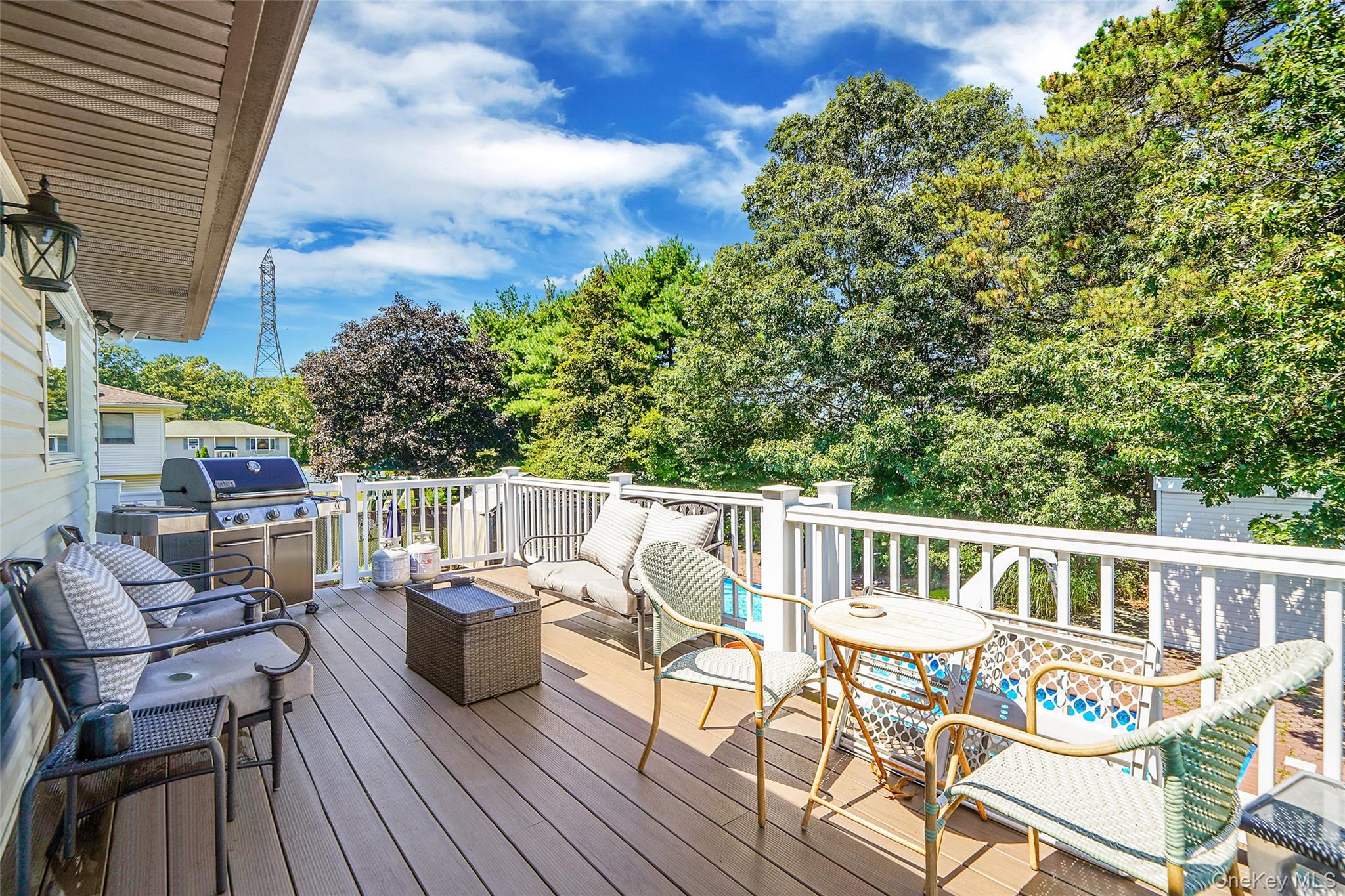 5 Hermart Lane, Ronkonkoma, NY 11779