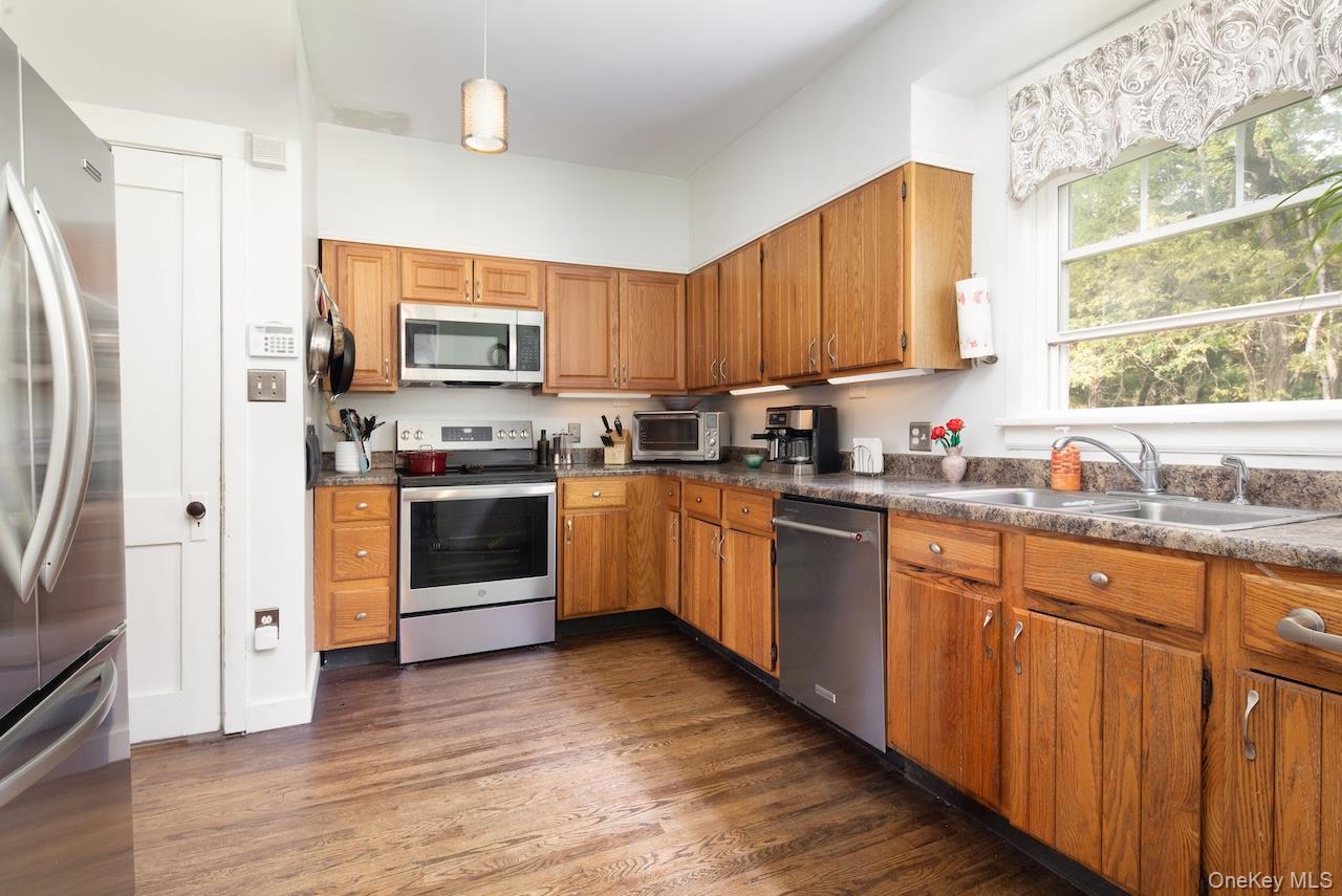 39 Prospect Avenue, Amenia, NY 12501