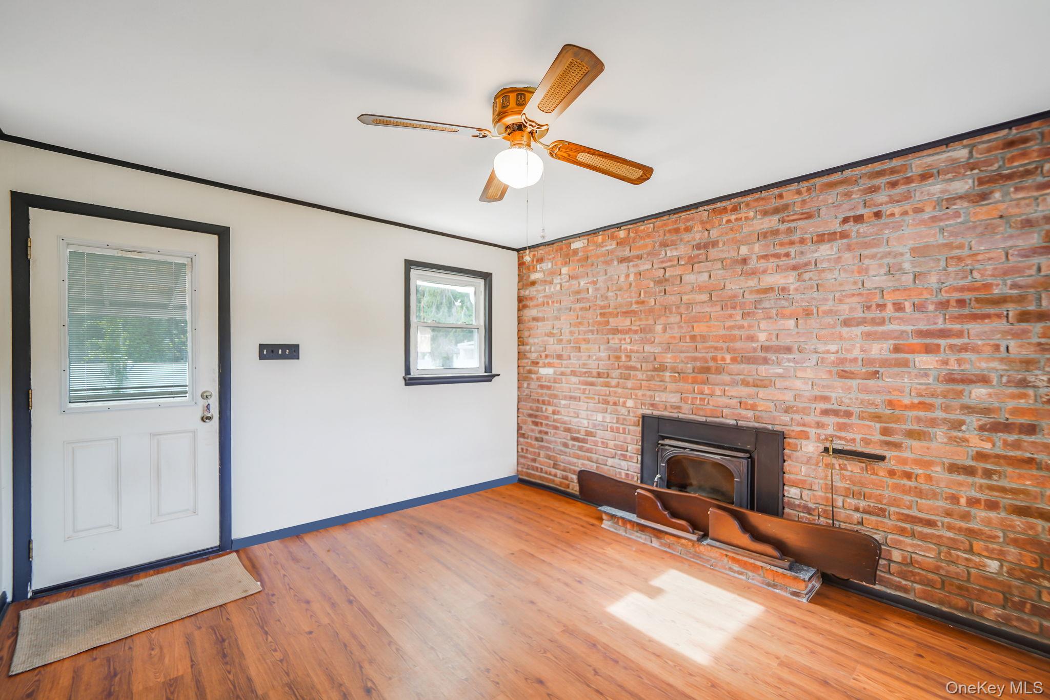 77 Lodge Avenue, Huntington Station, NY 11746