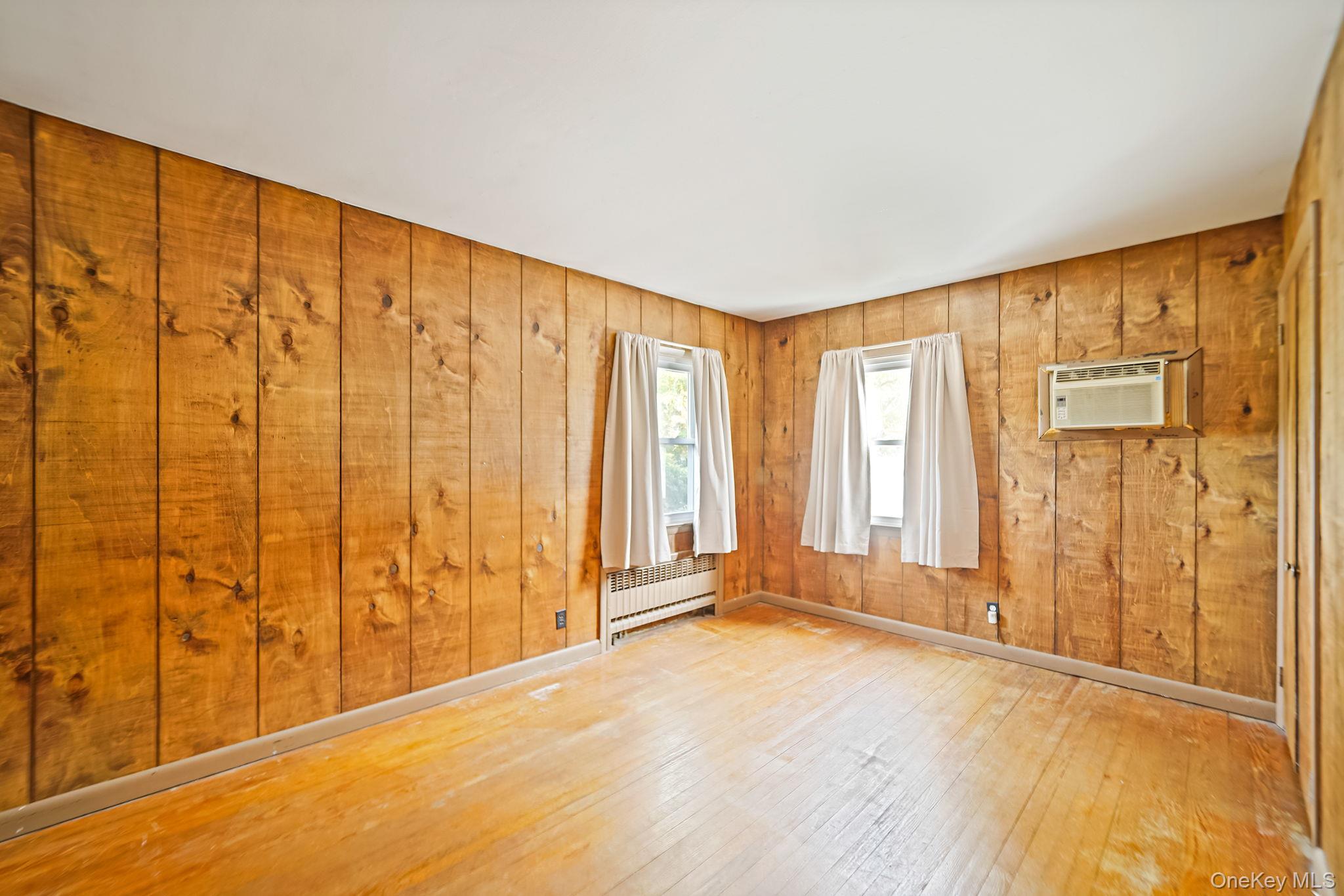 77 Lodge Avenue, Huntington Station, NY 11746