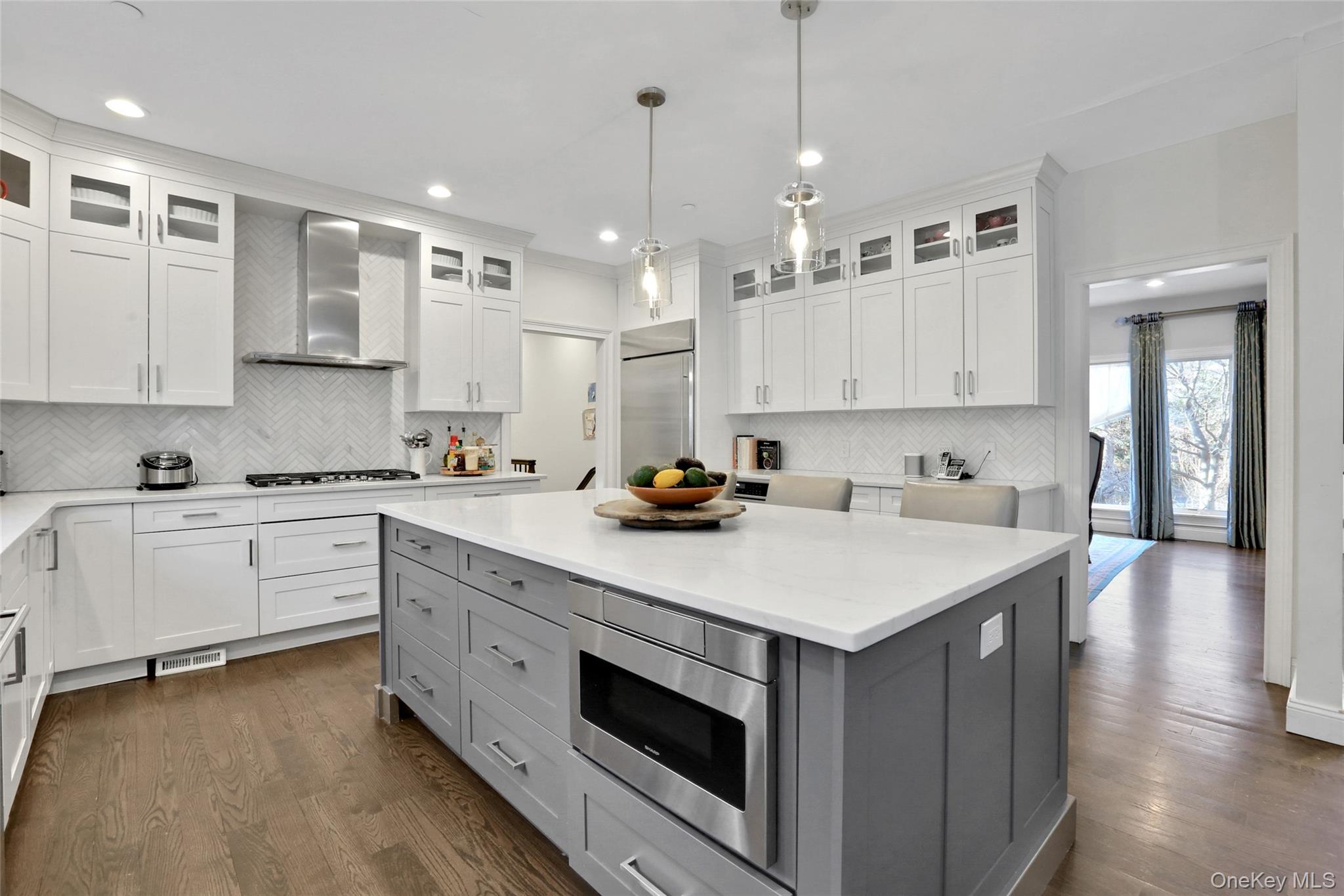 180 Taxter Road, Irvington, NY 10533