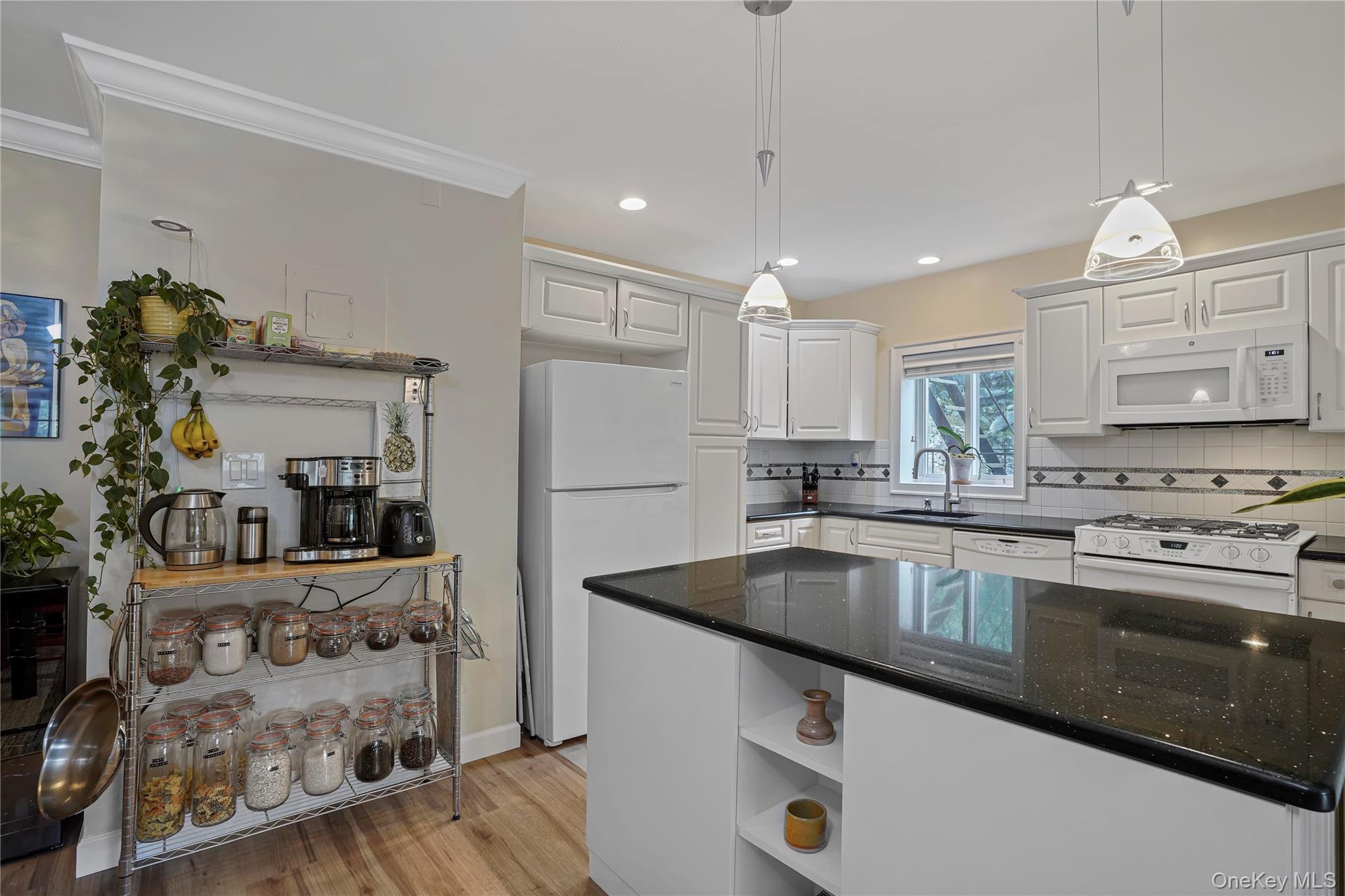 2333 Palmer Avenue # 2G, New Rochelle, NY 10801