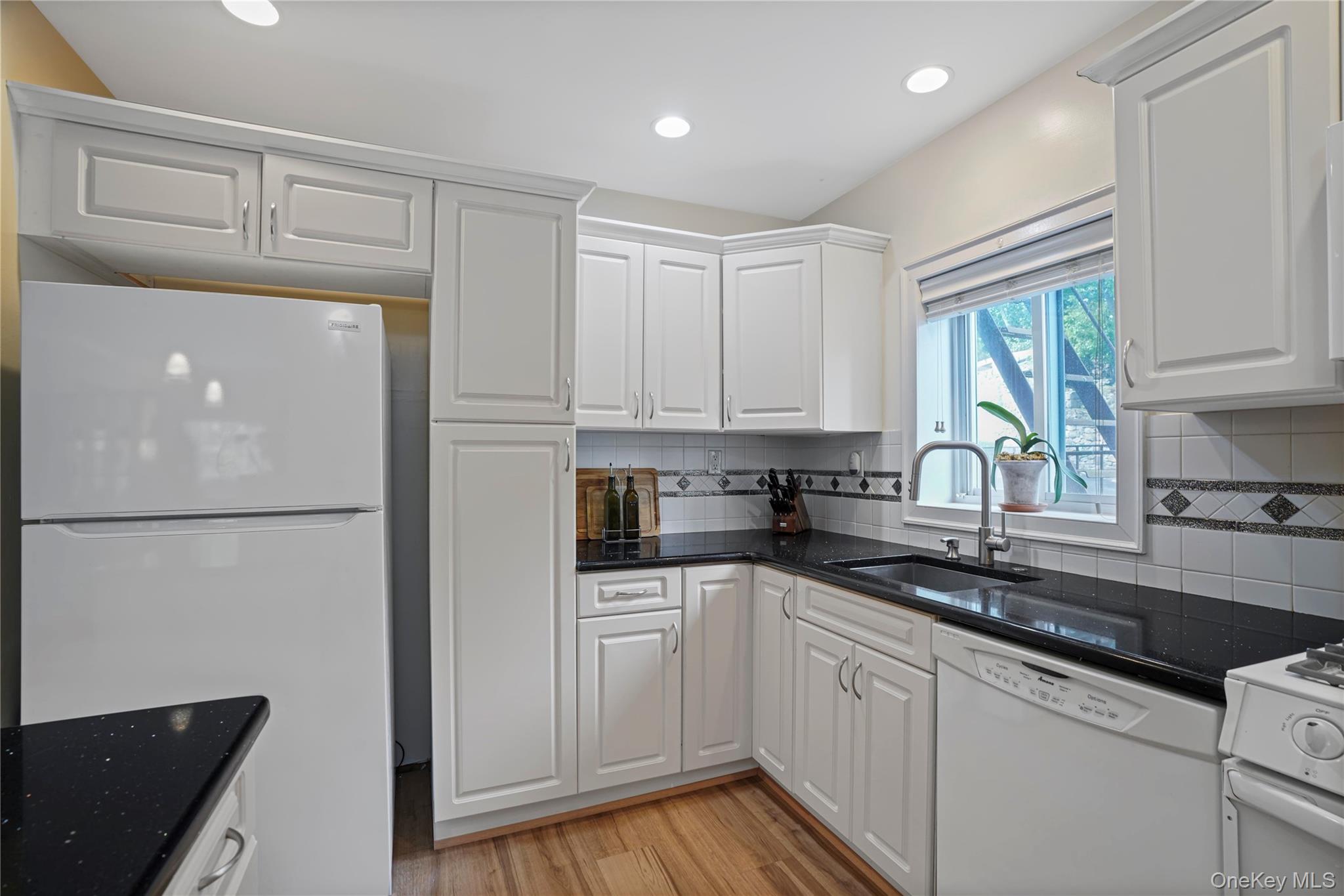 2333 Palmer Avenue # 2G, New Rochelle, NY 10801