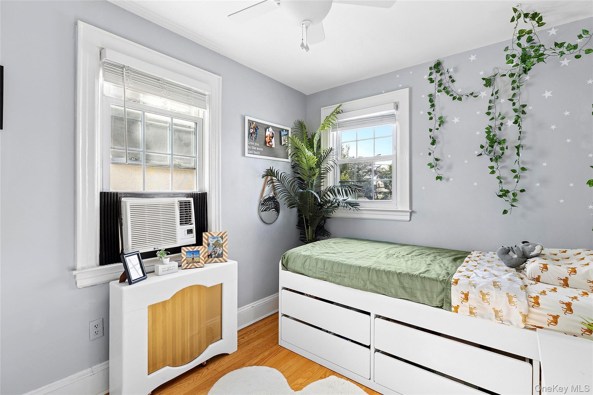 142 Rocklyn Avenue, Lynbrook, NY 11563