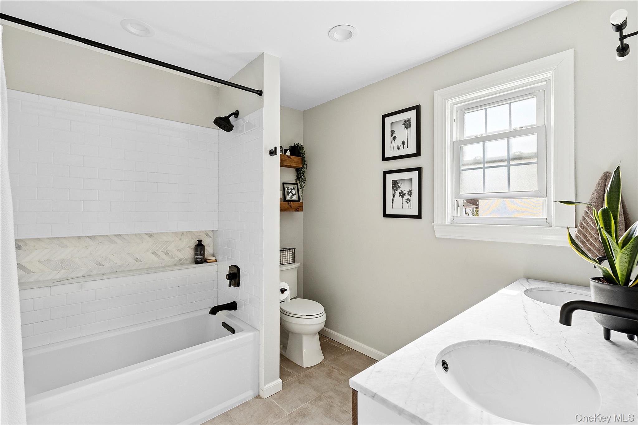 142 Rocklyn Avenue, Lynbrook, NY 11563