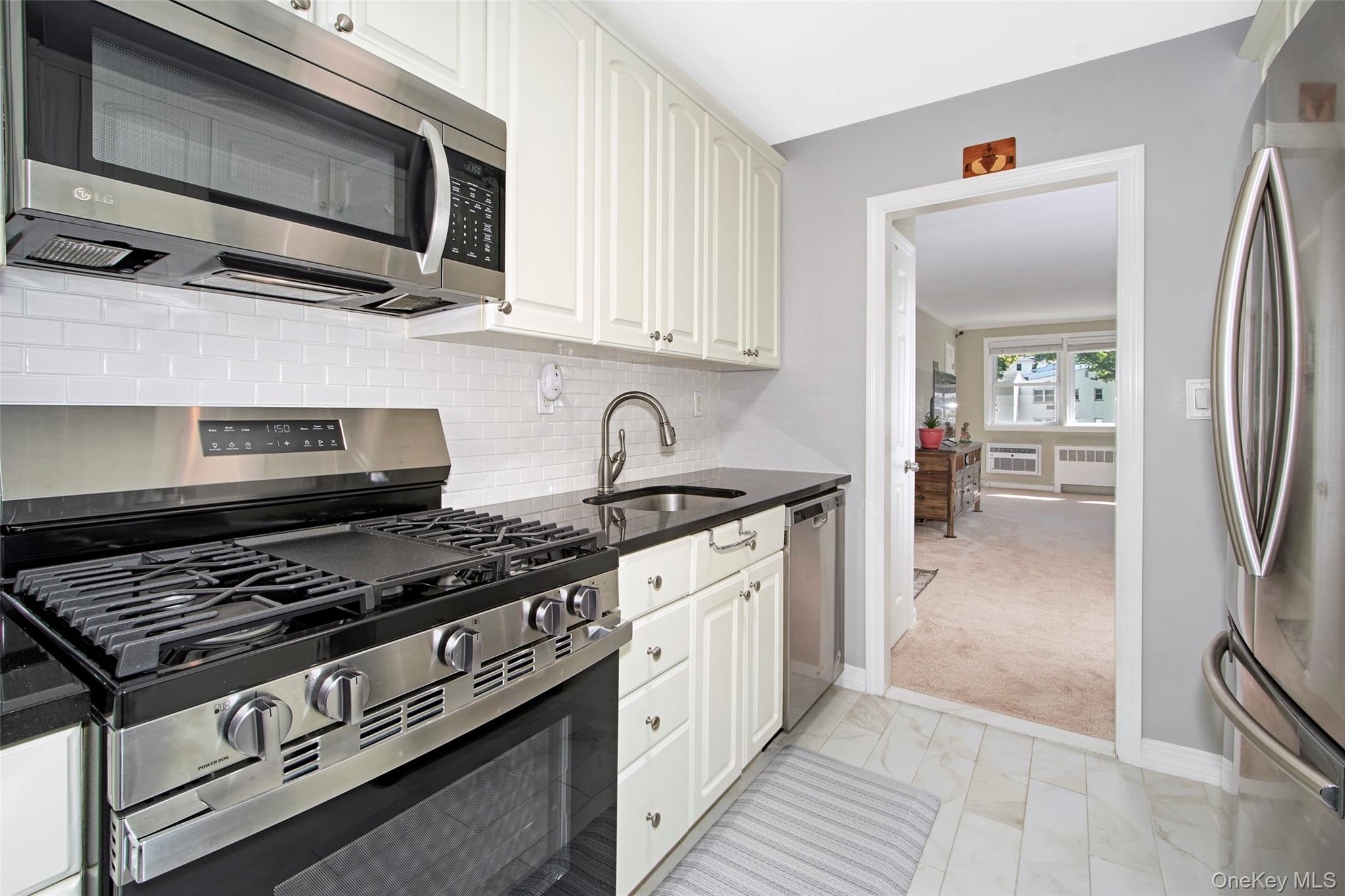 27 Avon Circle # C, Rye Brook, NY 10573