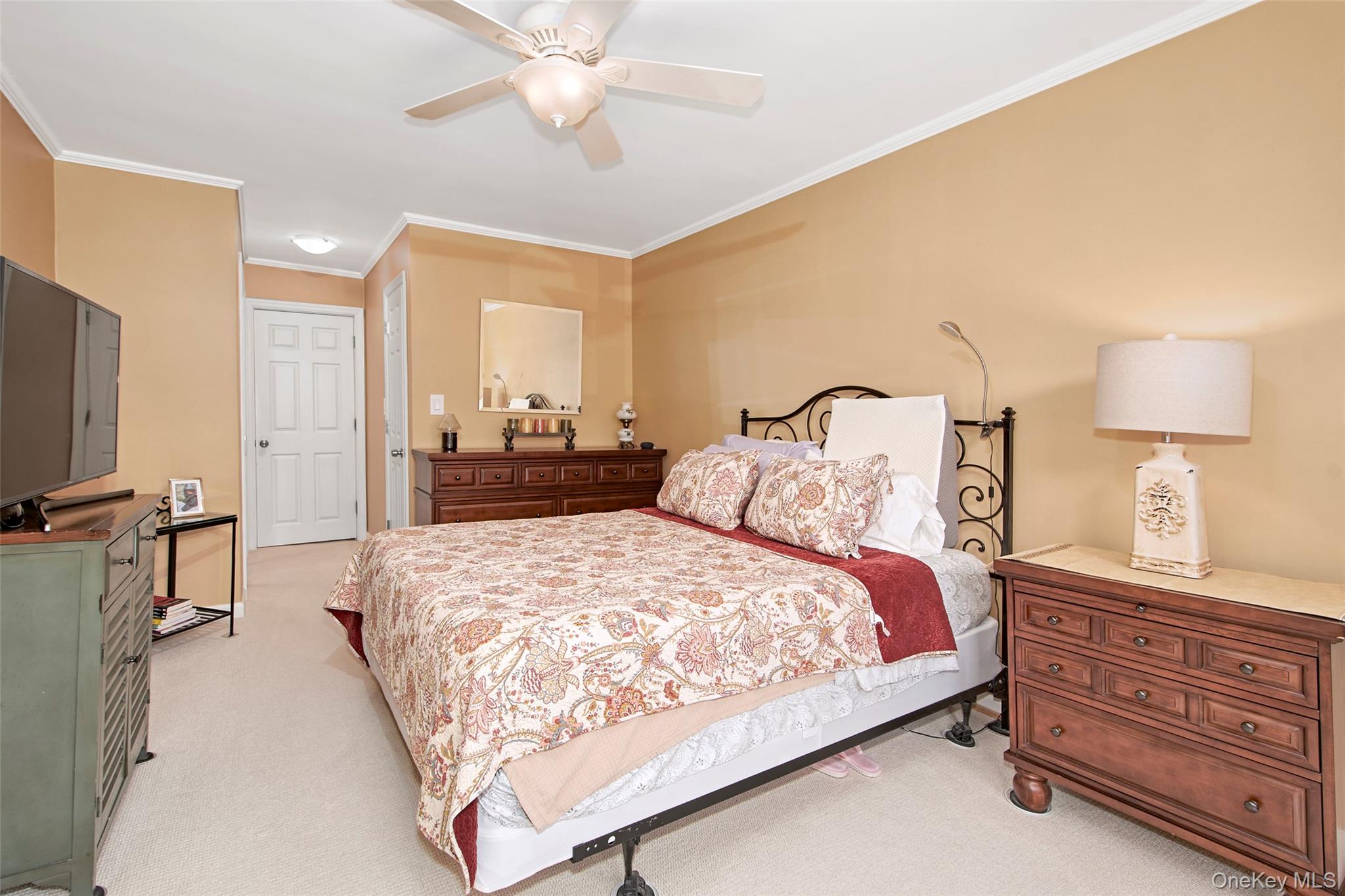 27 Avon Circle # C, Rye Brook, NY 10573