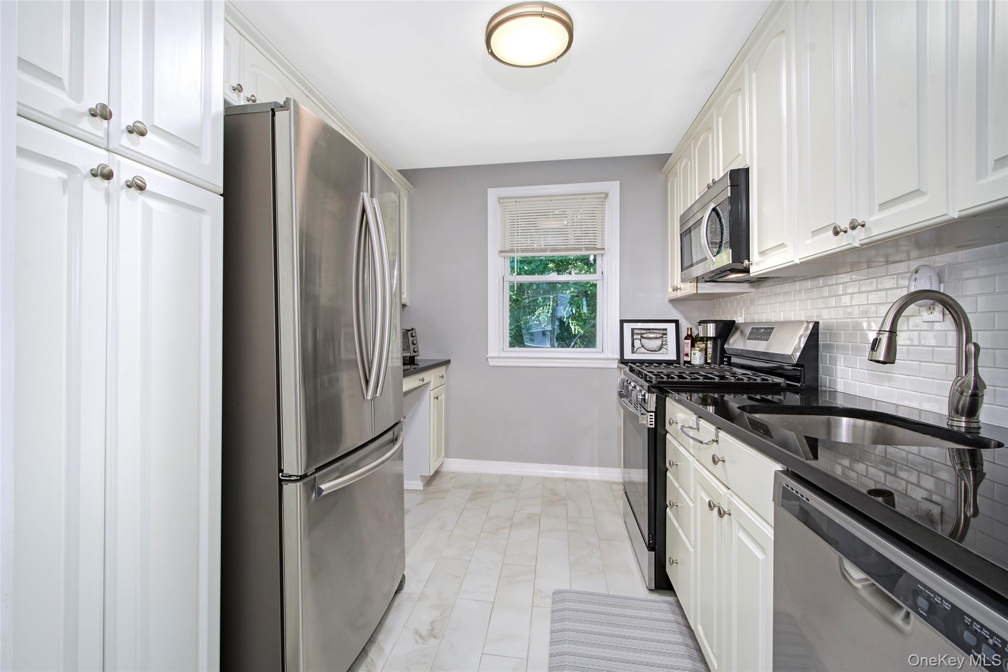 27 Avon Circle # C, Rye Brook, NY 10573