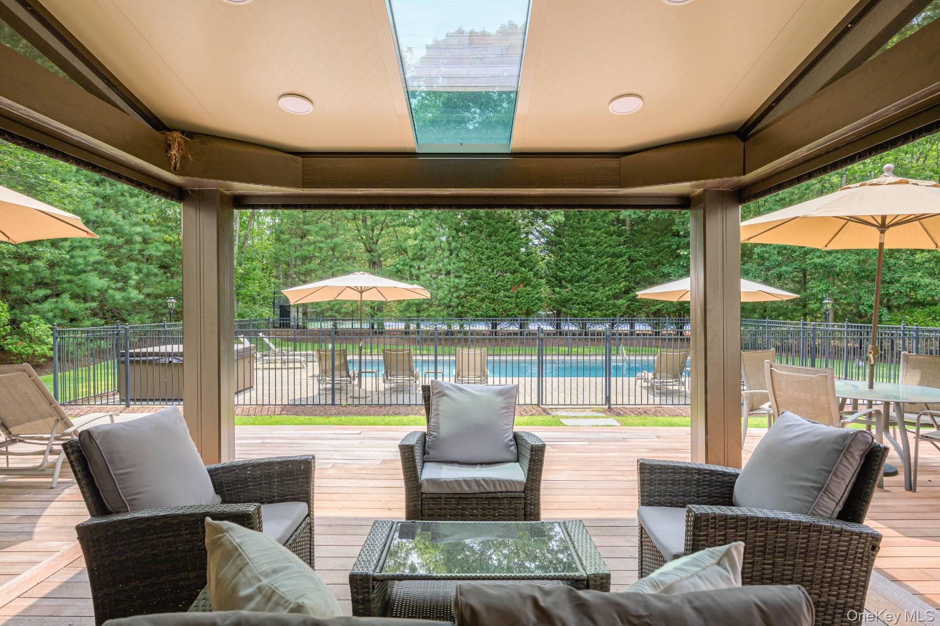 19 Arbutus Road, Quogue, NY 11959