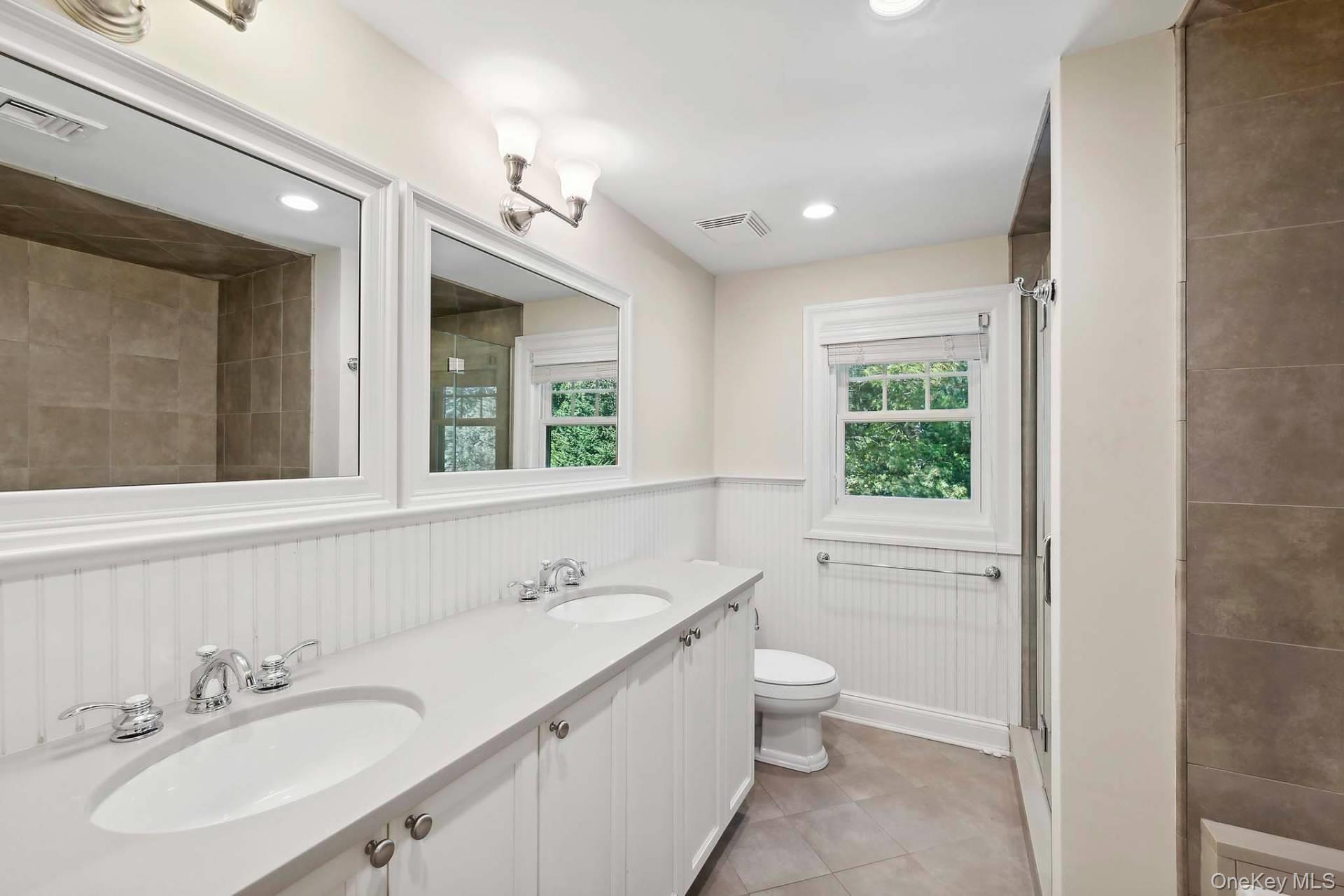 19 Arbutus Road, Quogue, NY 11959