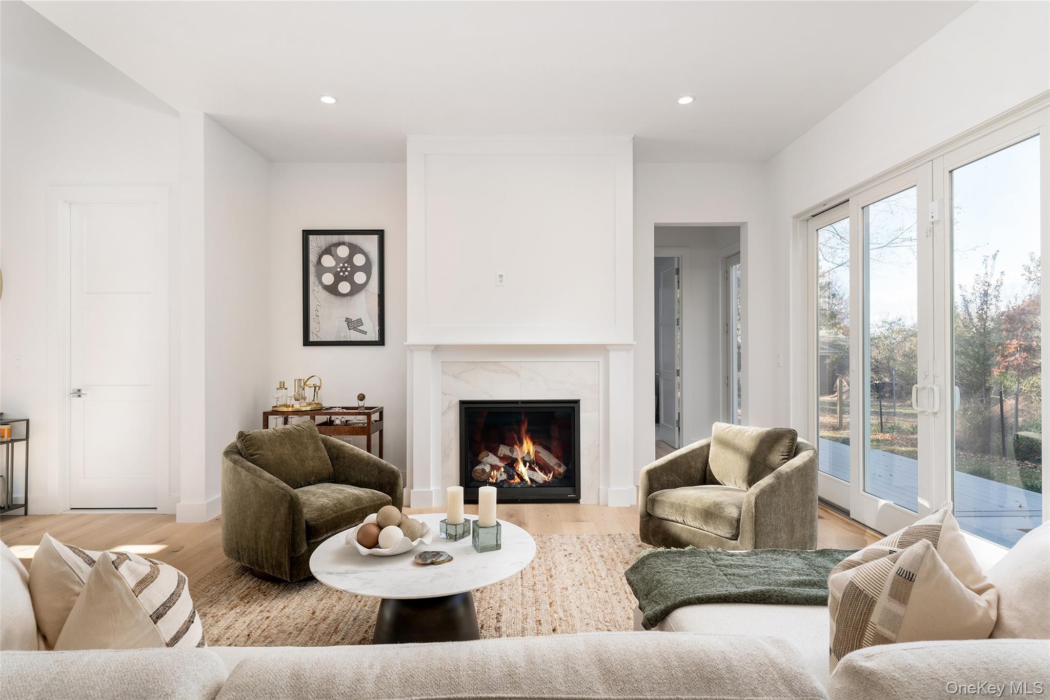 37 Peconic Bay, Southampton, NY 11968