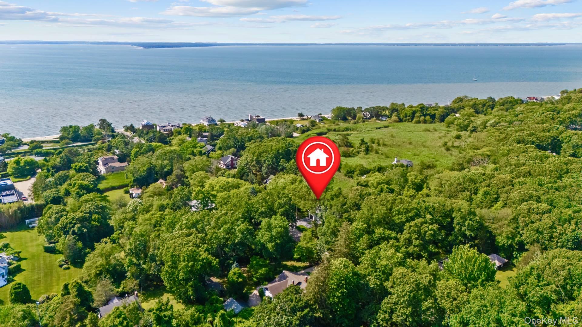 37 Peconic Bay, Southampton, NY 11968