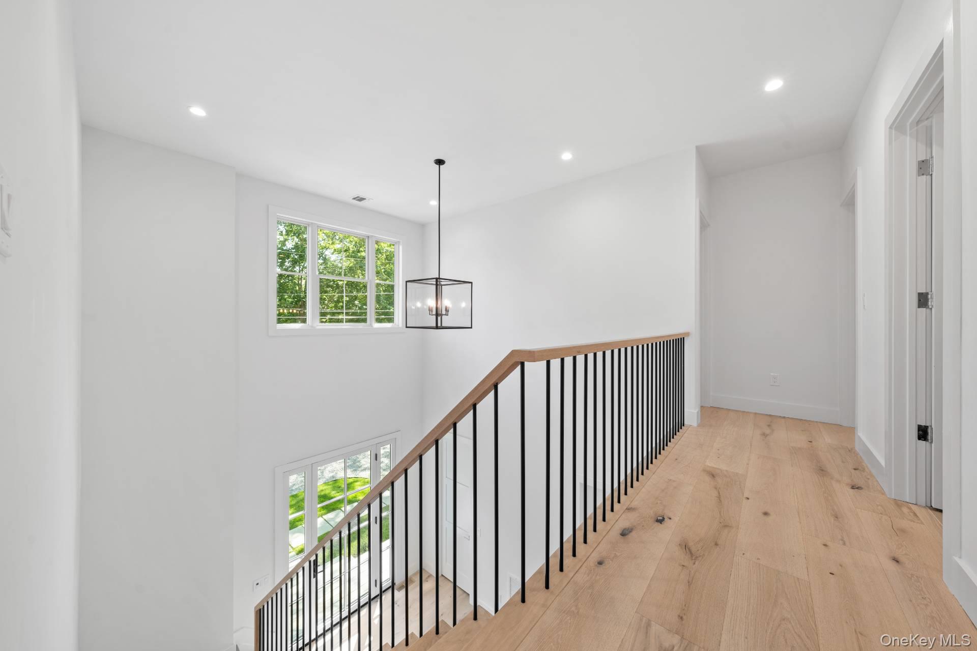 37 Peconic Bay, Southampton, NY 11968