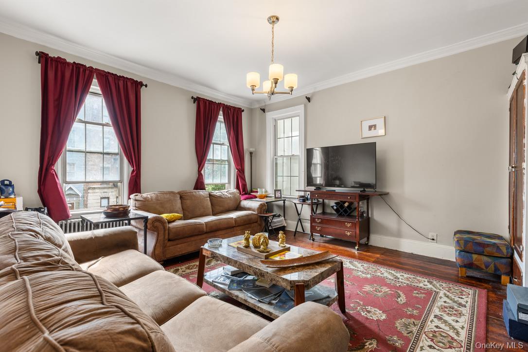 15 Bleecker Street, Brooklyn, NY 11221