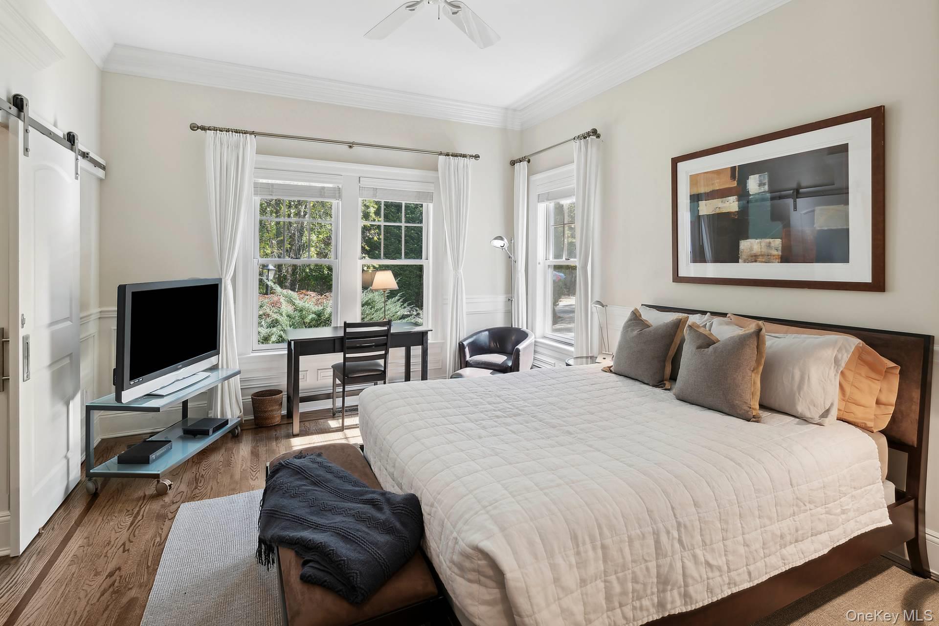 23 Arbutus Road, Quogue, NY 11959