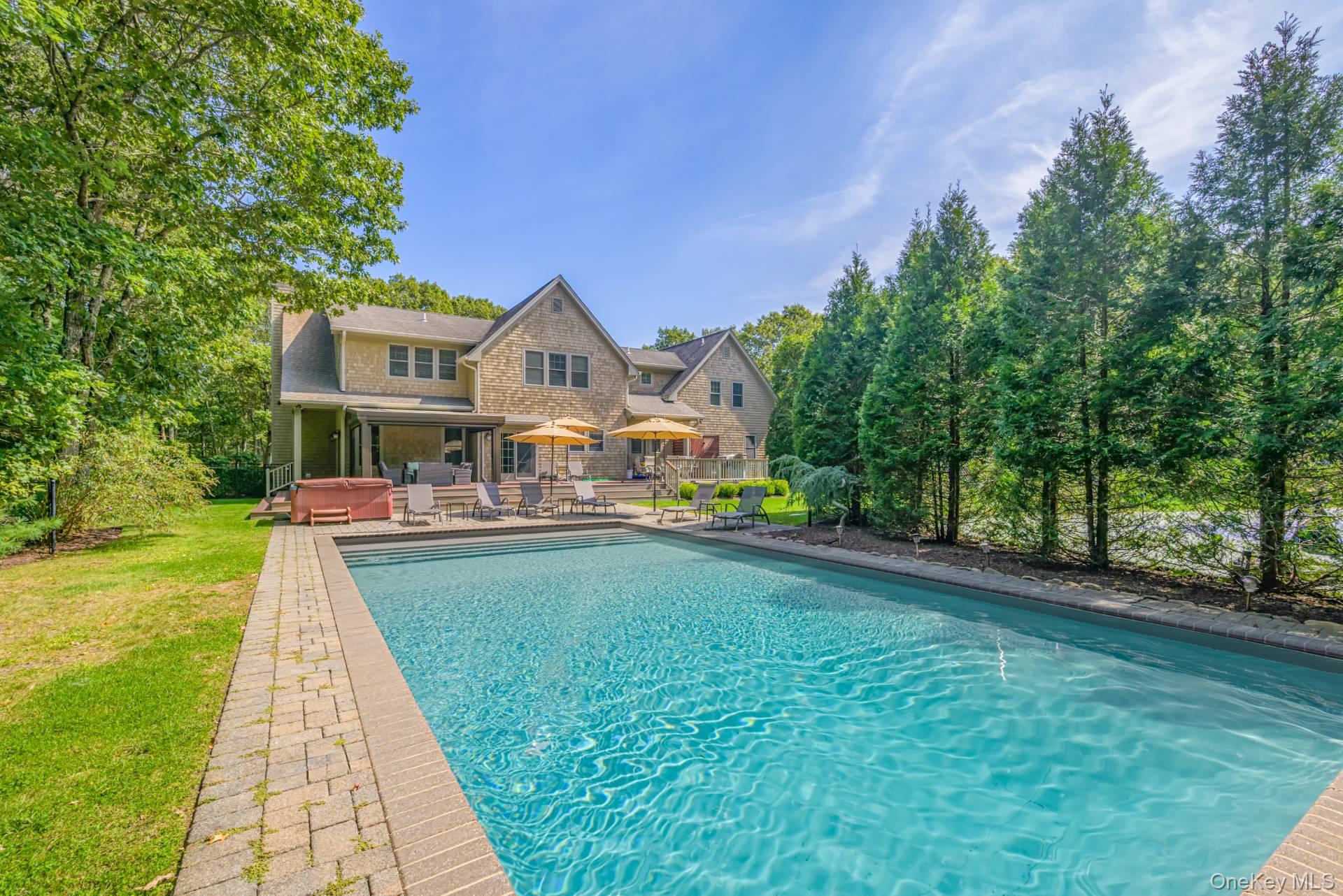 23 Arbutus Road, Quogue, NY 11959