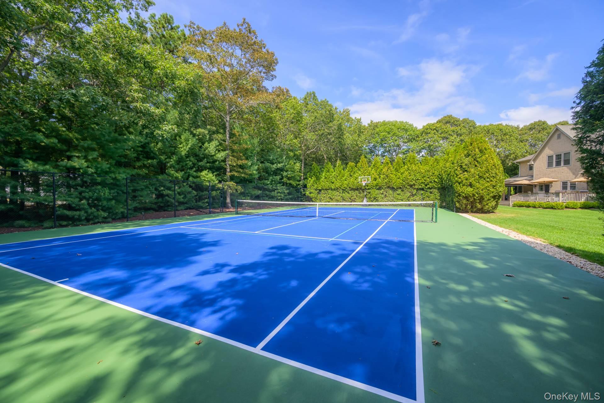 23 Arbutus Road, Quogue, NY 11959