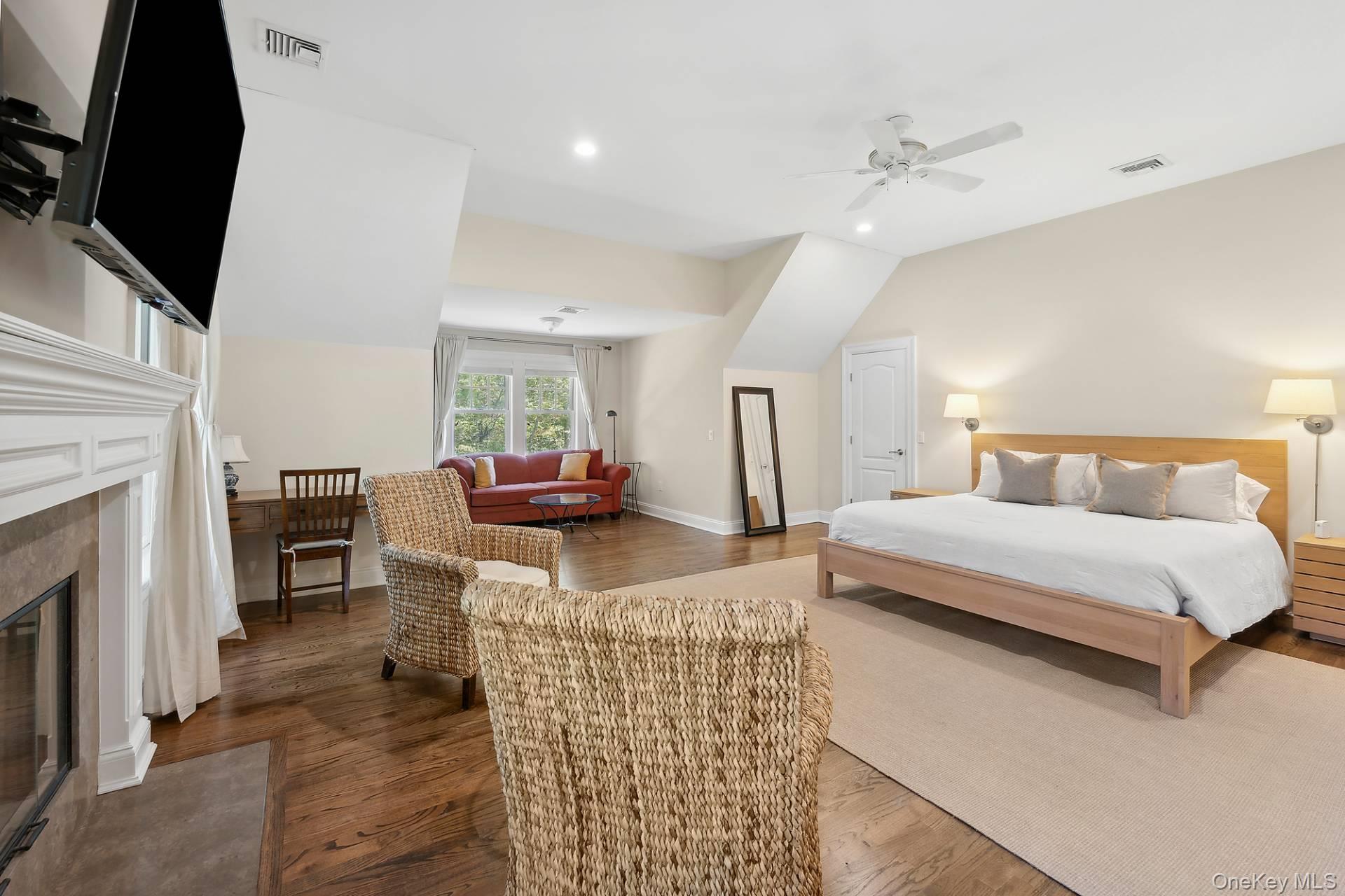 23 Arbutus Road, Quogue, NY 11959