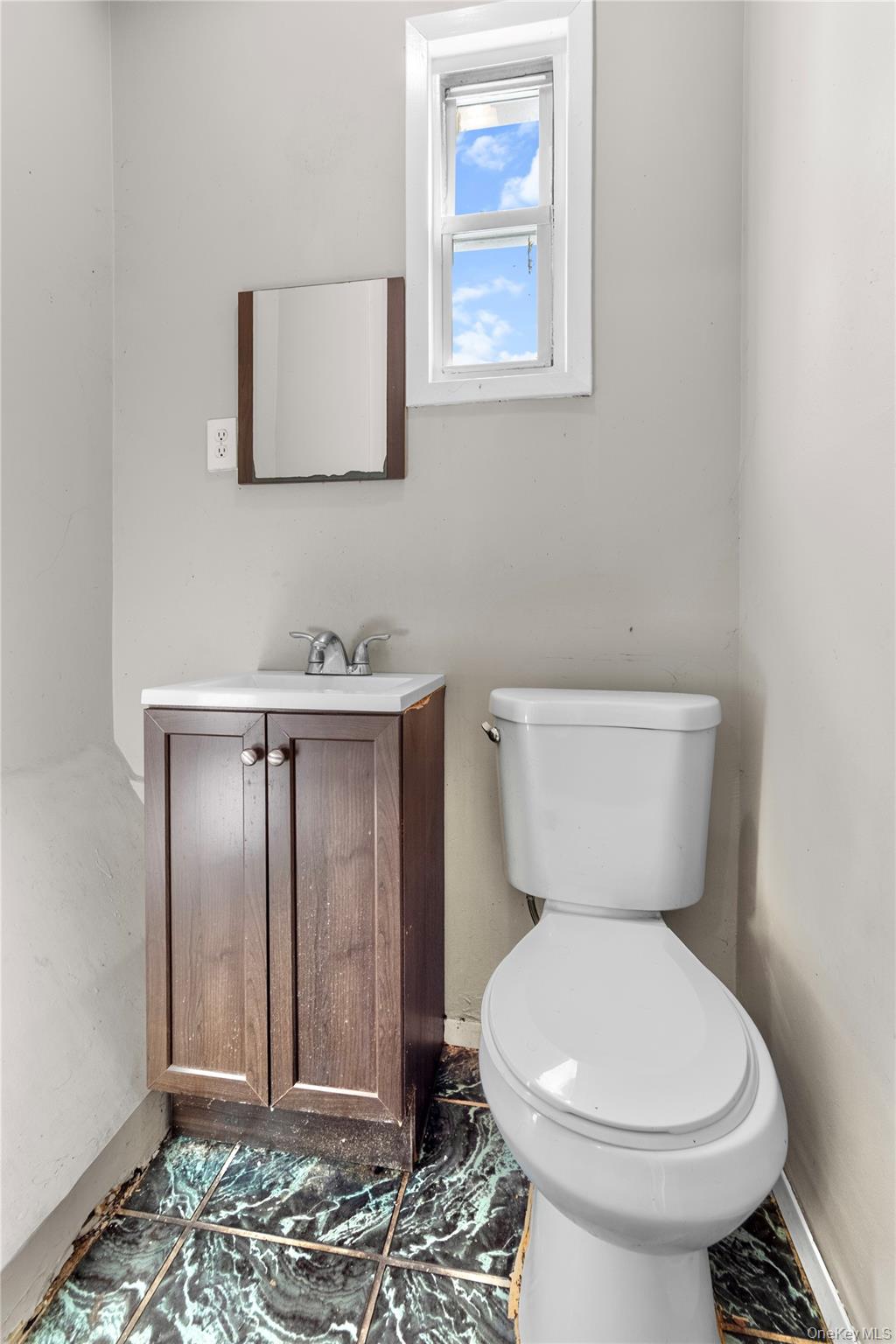 9029 178th Street, Hollis, NY 11423