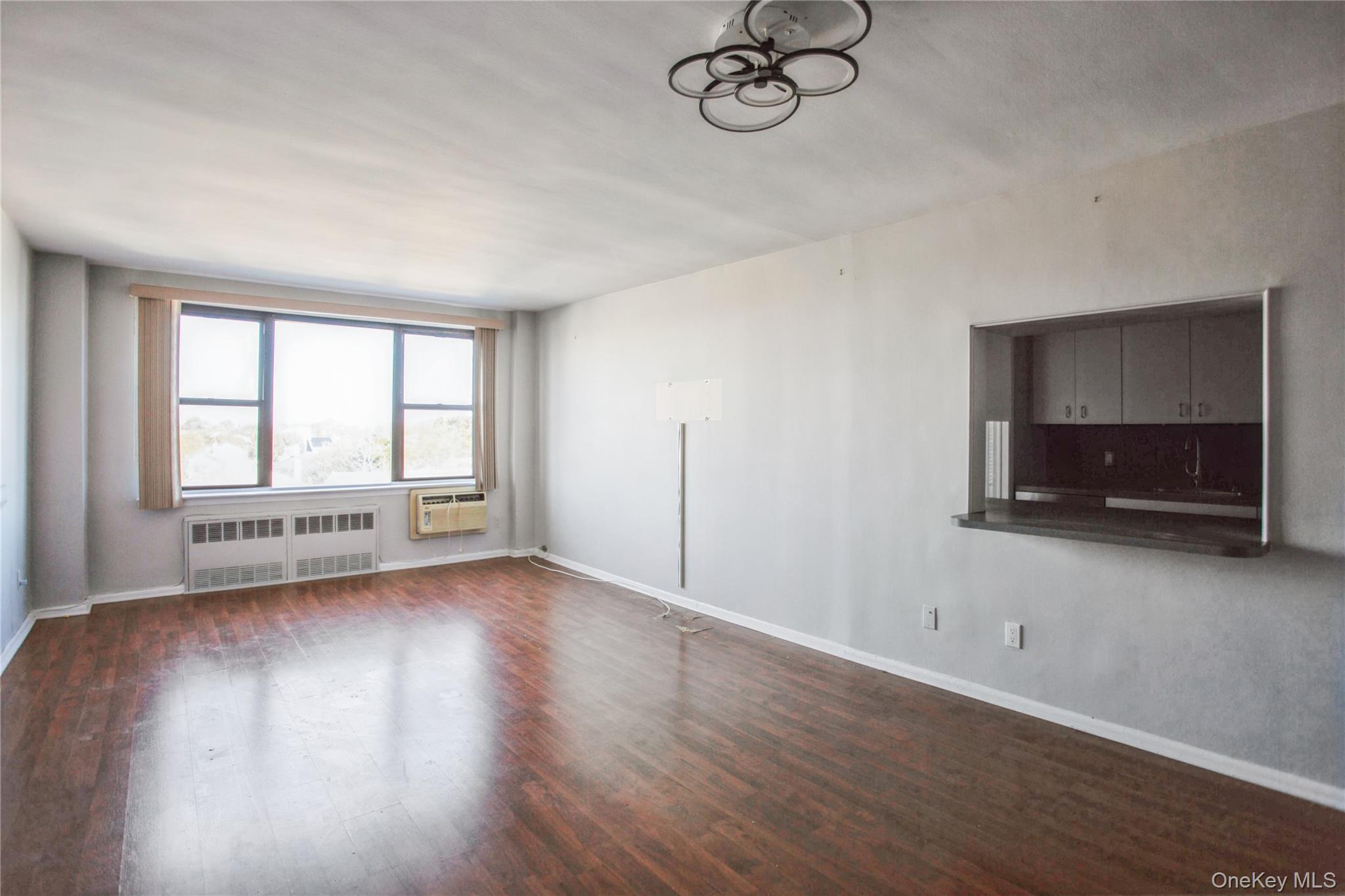 333 E Broadway # 3B, Long Beach, NY 11561