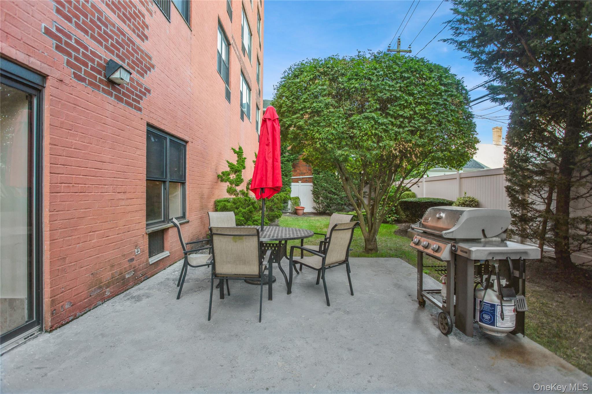 333 E Broadway # 3B, Long Beach, NY 11561