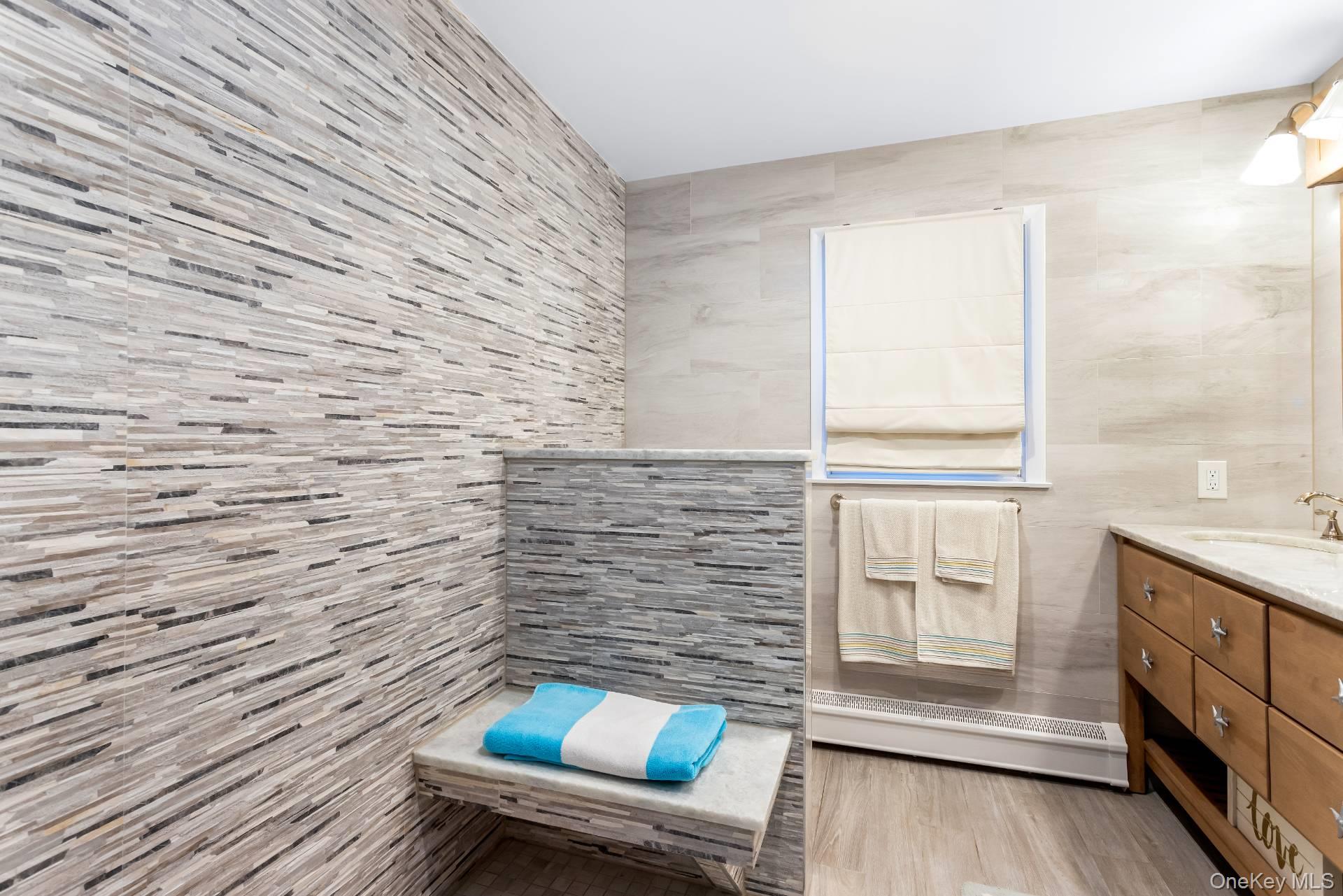 3693 Pine Neck Road, Southold, NY 11971