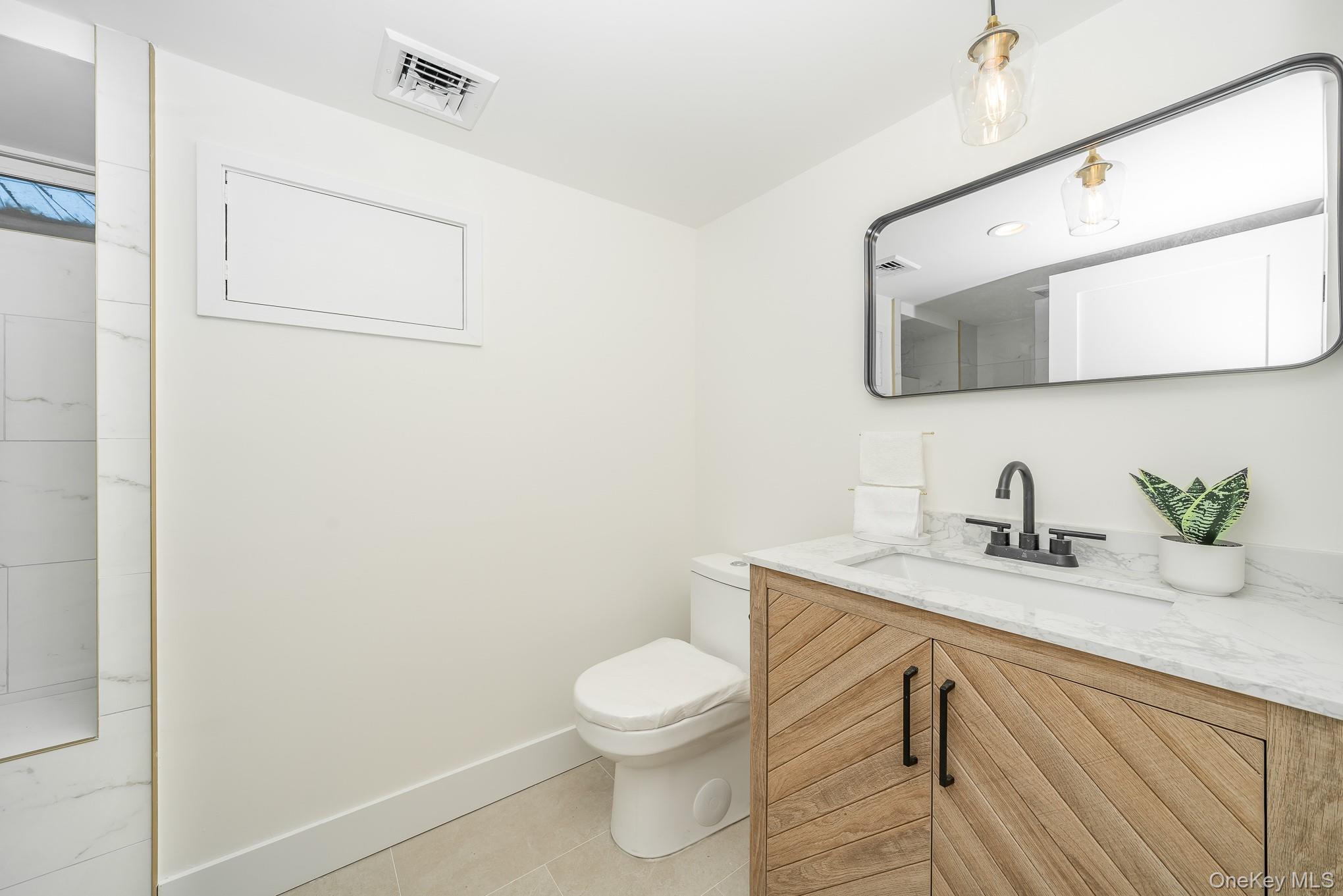 5 Huron Avenue, Massapequa, NY 11758