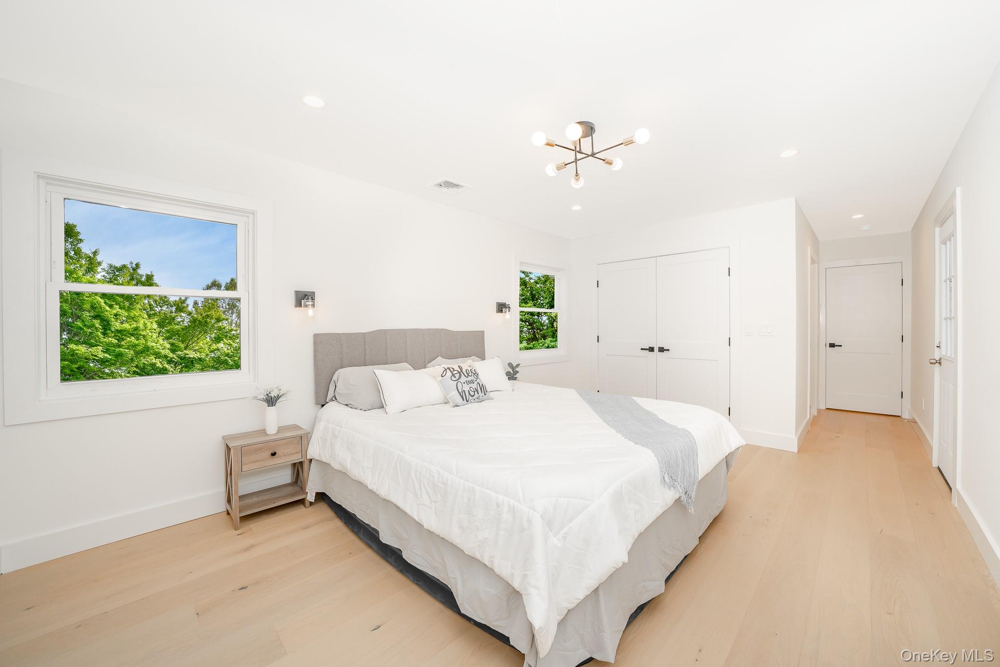 5 Huron Avenue, Massapequa, NY 11758