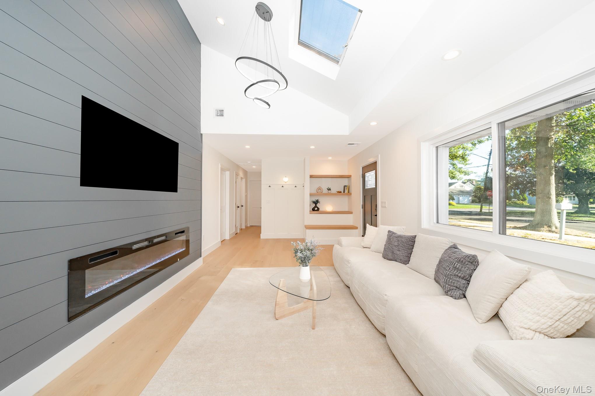 5 Huron Avenue, Massapequa, NY 11758