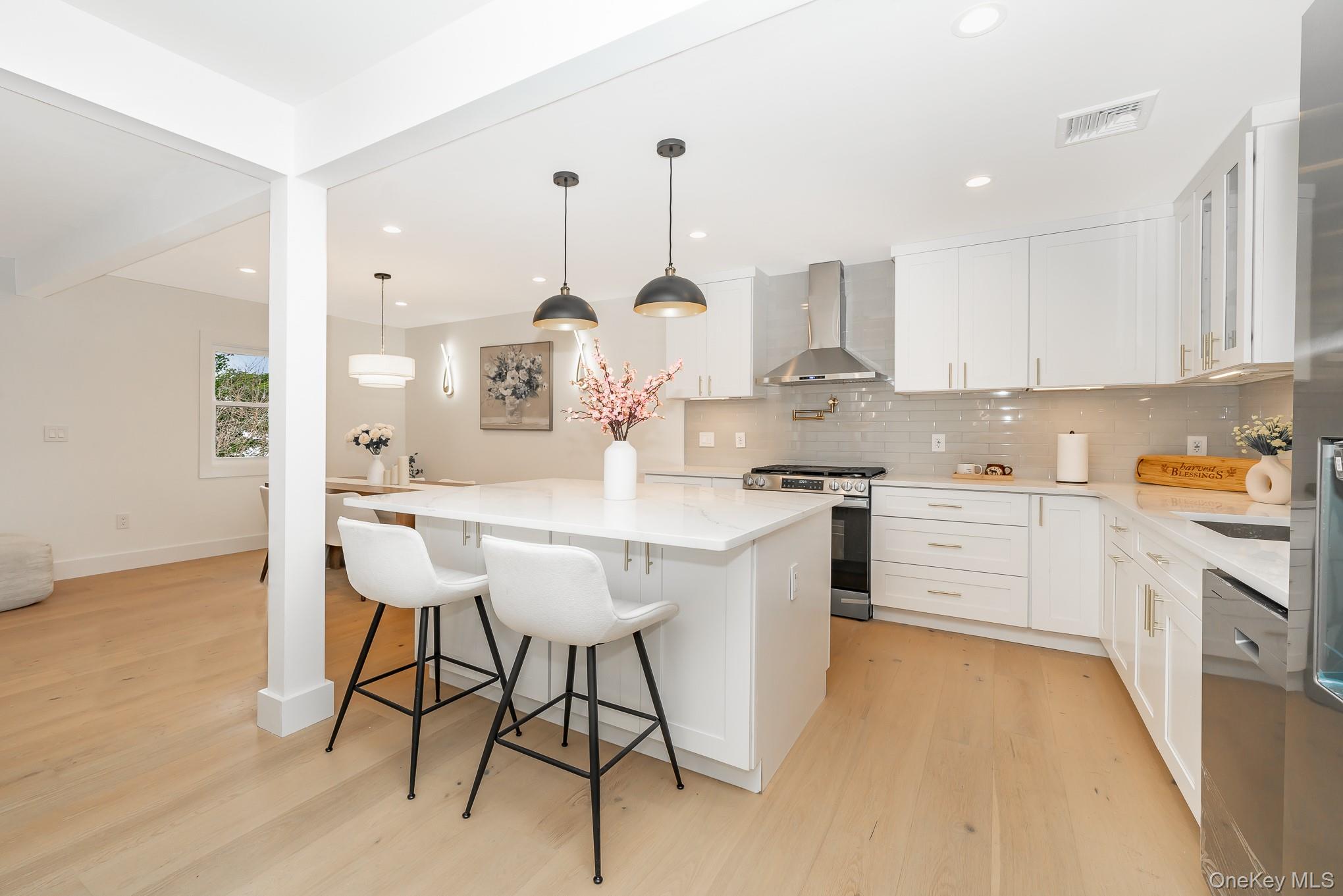 5 Huron Avenue, Massapequa, NY 11758