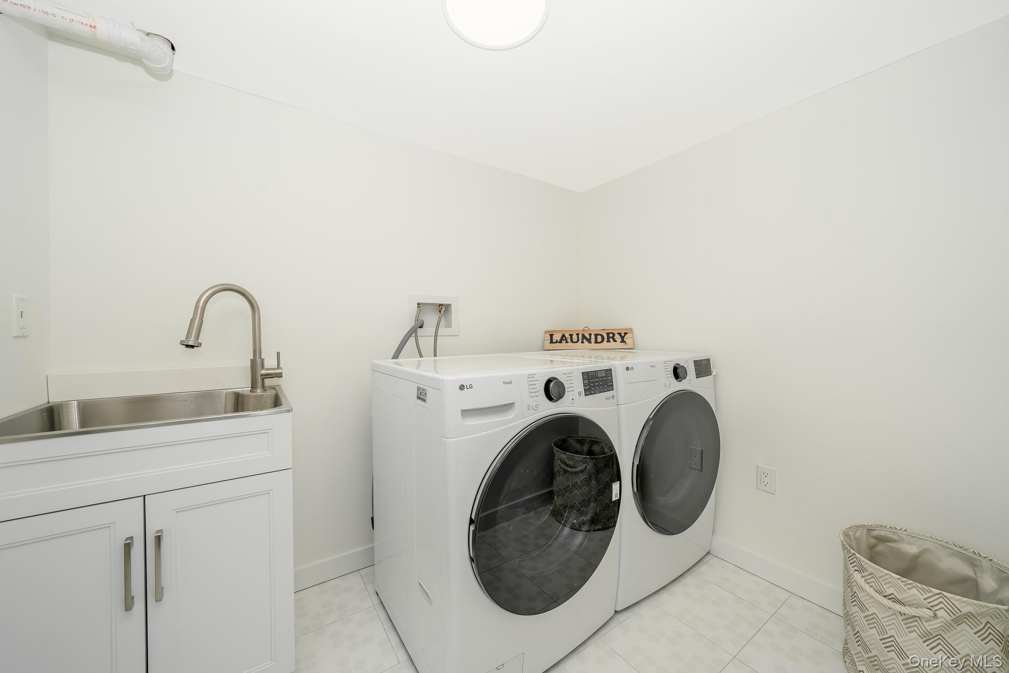 5 Huron Avenue, Massapequa, NY 11758