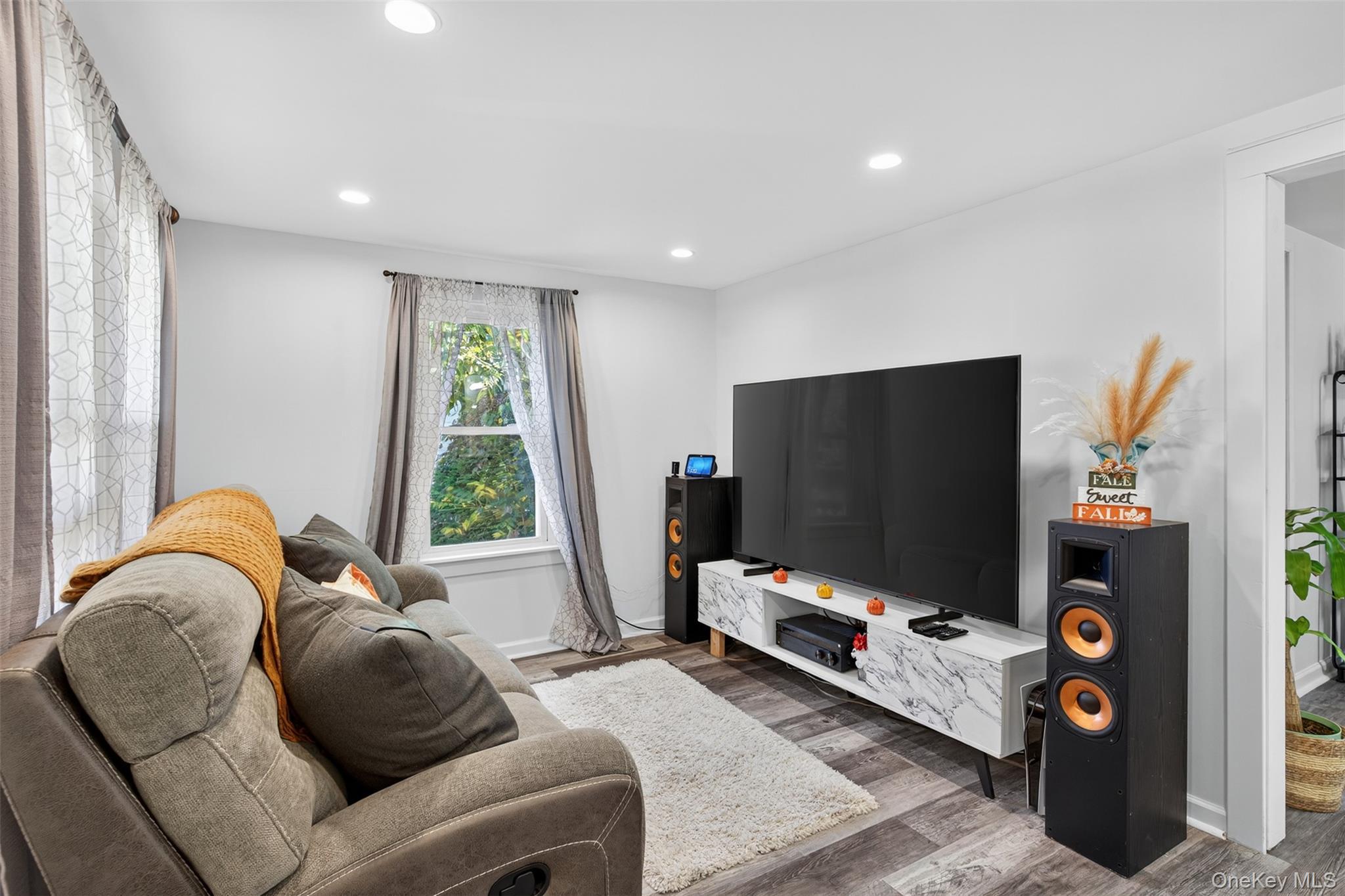 83 Poplar Street, Newburgh, NY 12550